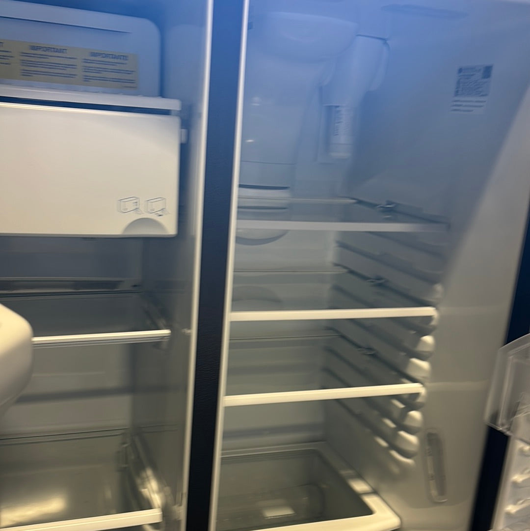 He side by side fridge gzs22iynfs
