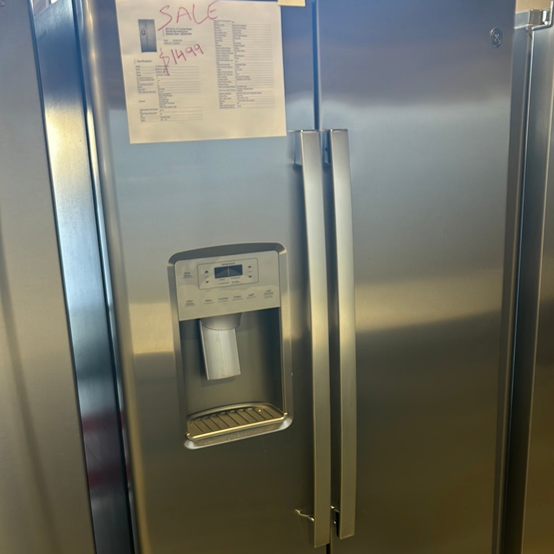 He side by side fridge gzs22iynfs