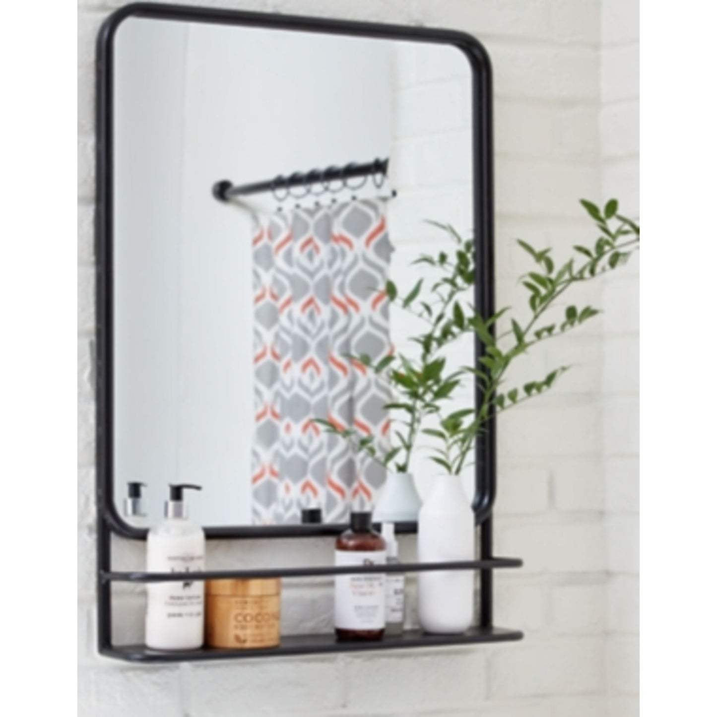 Ebba Mirror 22.00" x 31.00"