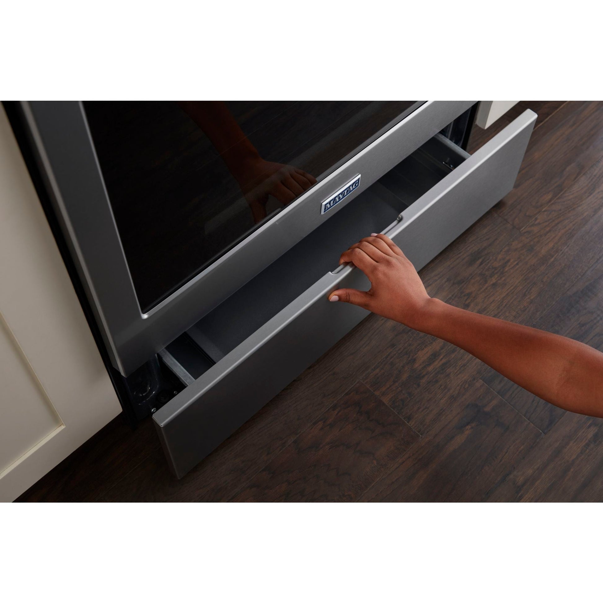 Maytag Electric Range (YMER7700LZ) - STAINLESS STEEL