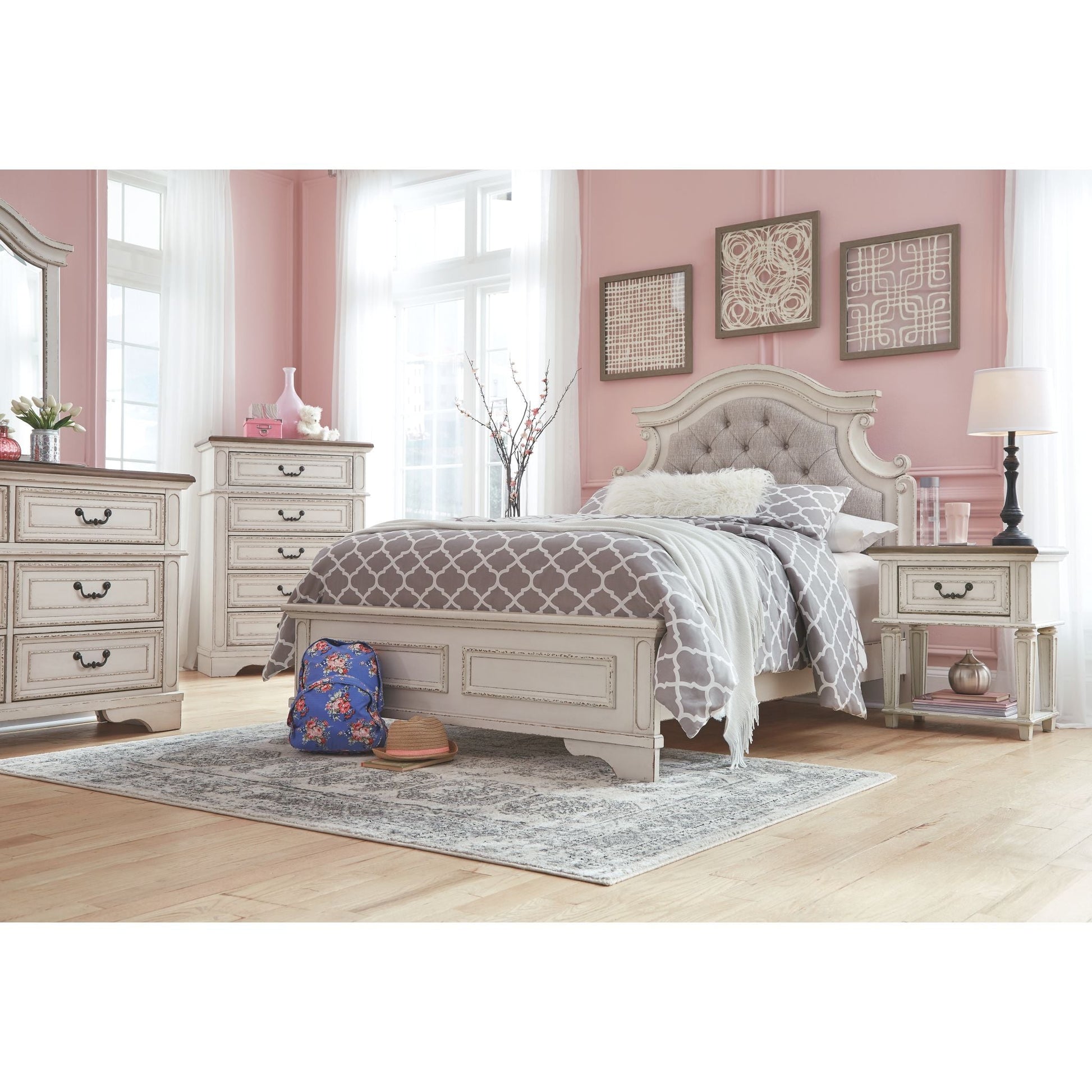 Realyn 3 Piece Full Bed - Chipped White