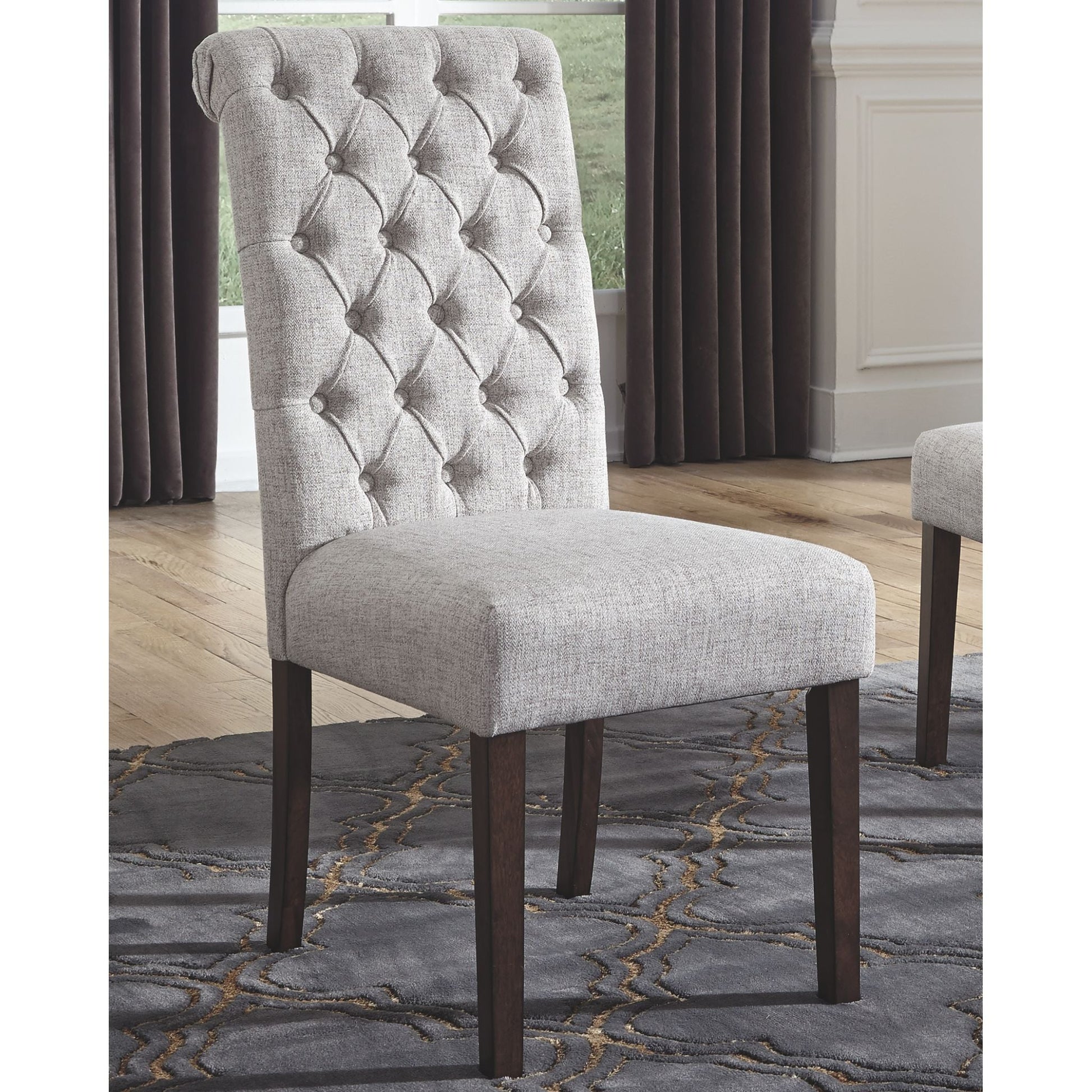 Hilmoore Side Chair - Reddish Brown - (D677-02)