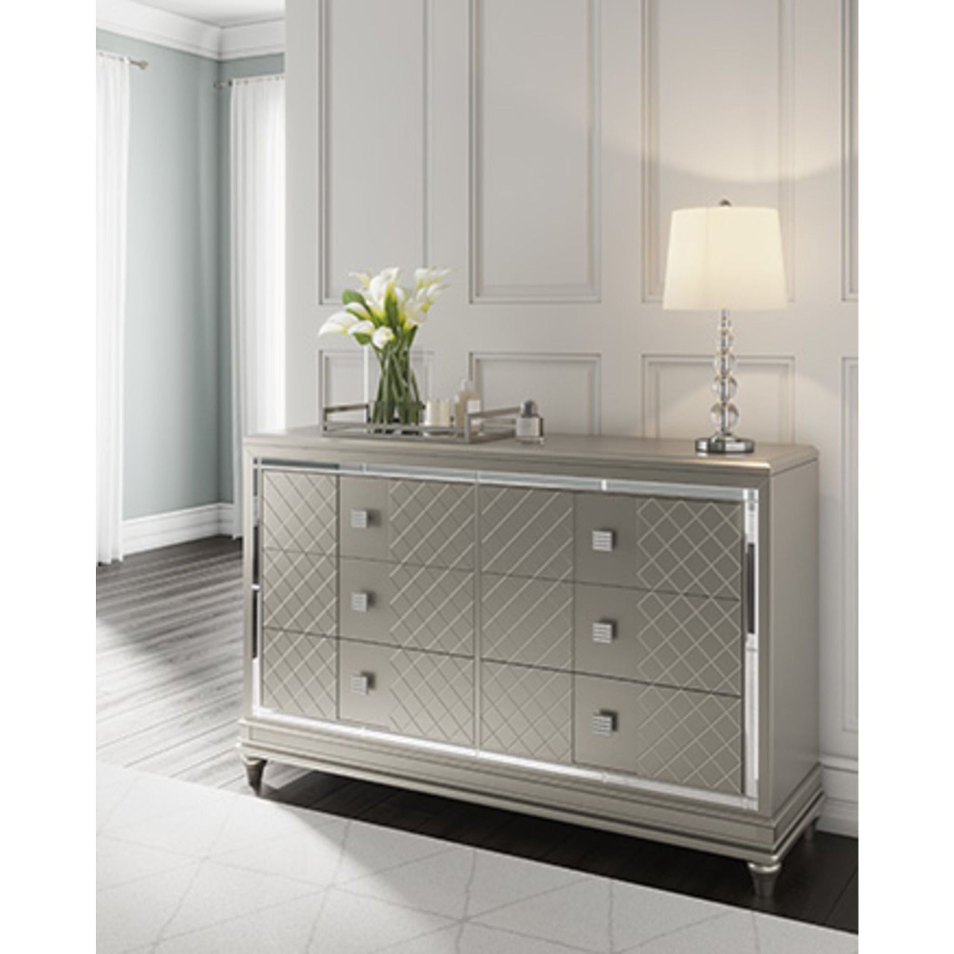 Chevanna Dresser - Platinum