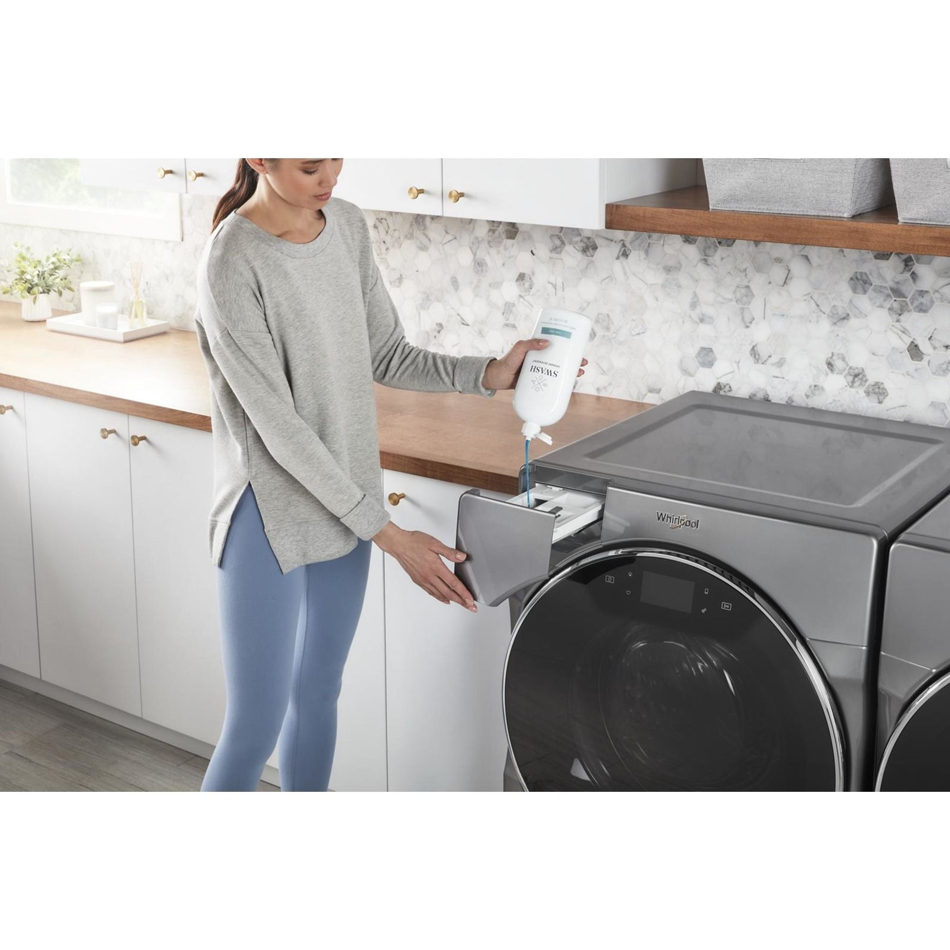 Whirlpool Front Load Washer (WFW9620HC) - Chrome Shadow