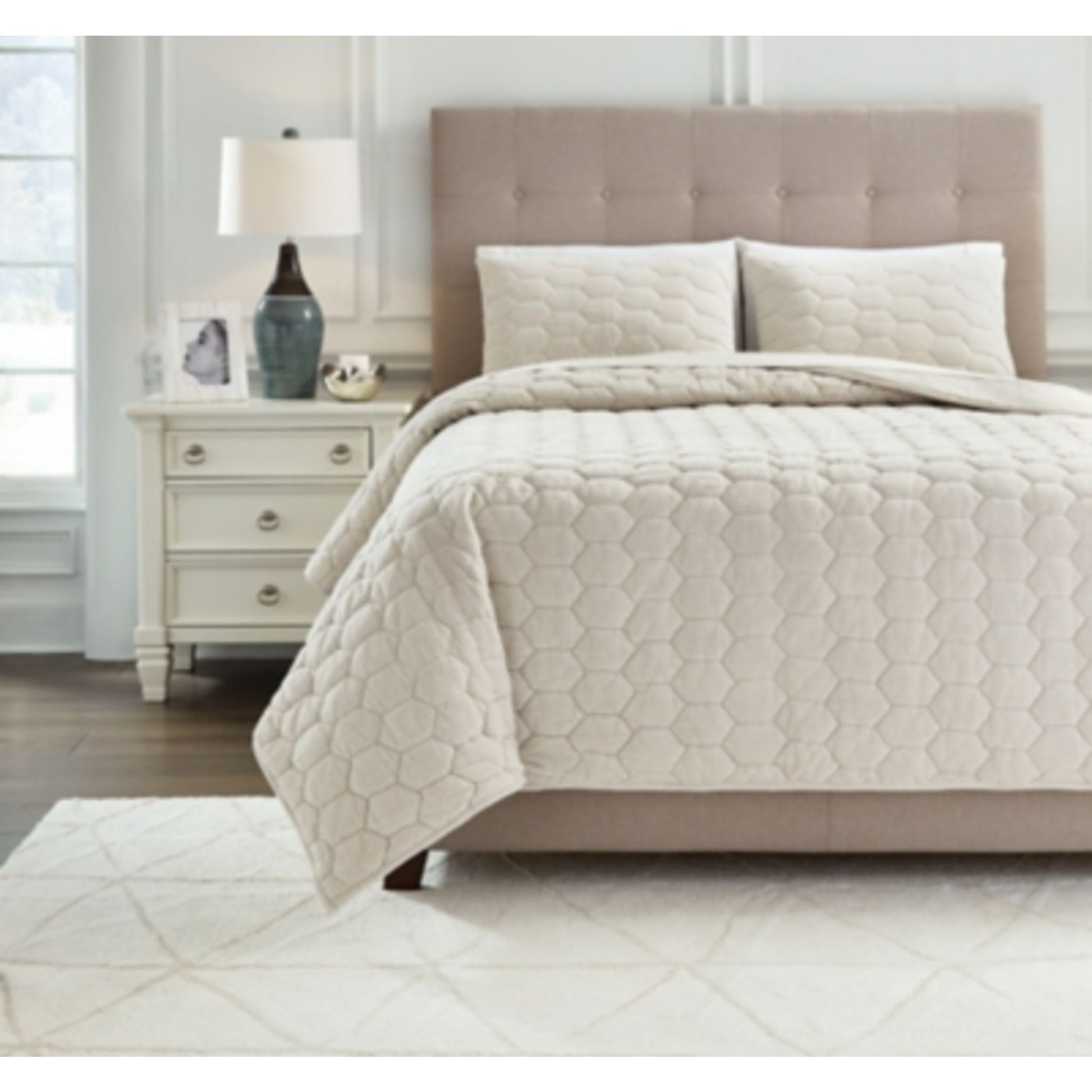 Hesper King Coverlet Set