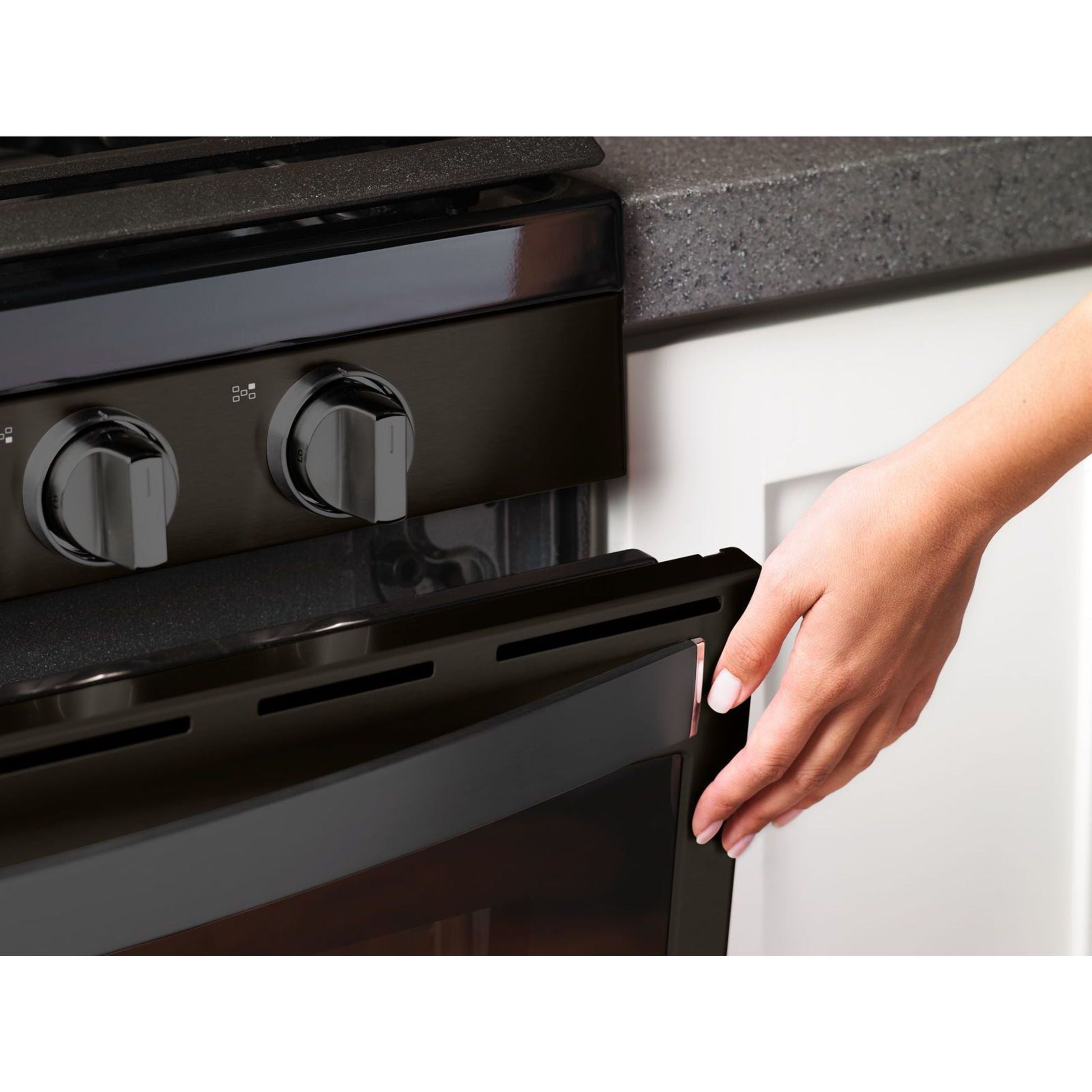 Whirlpool Gas Range (WFG975H0HV) - Black Stainless