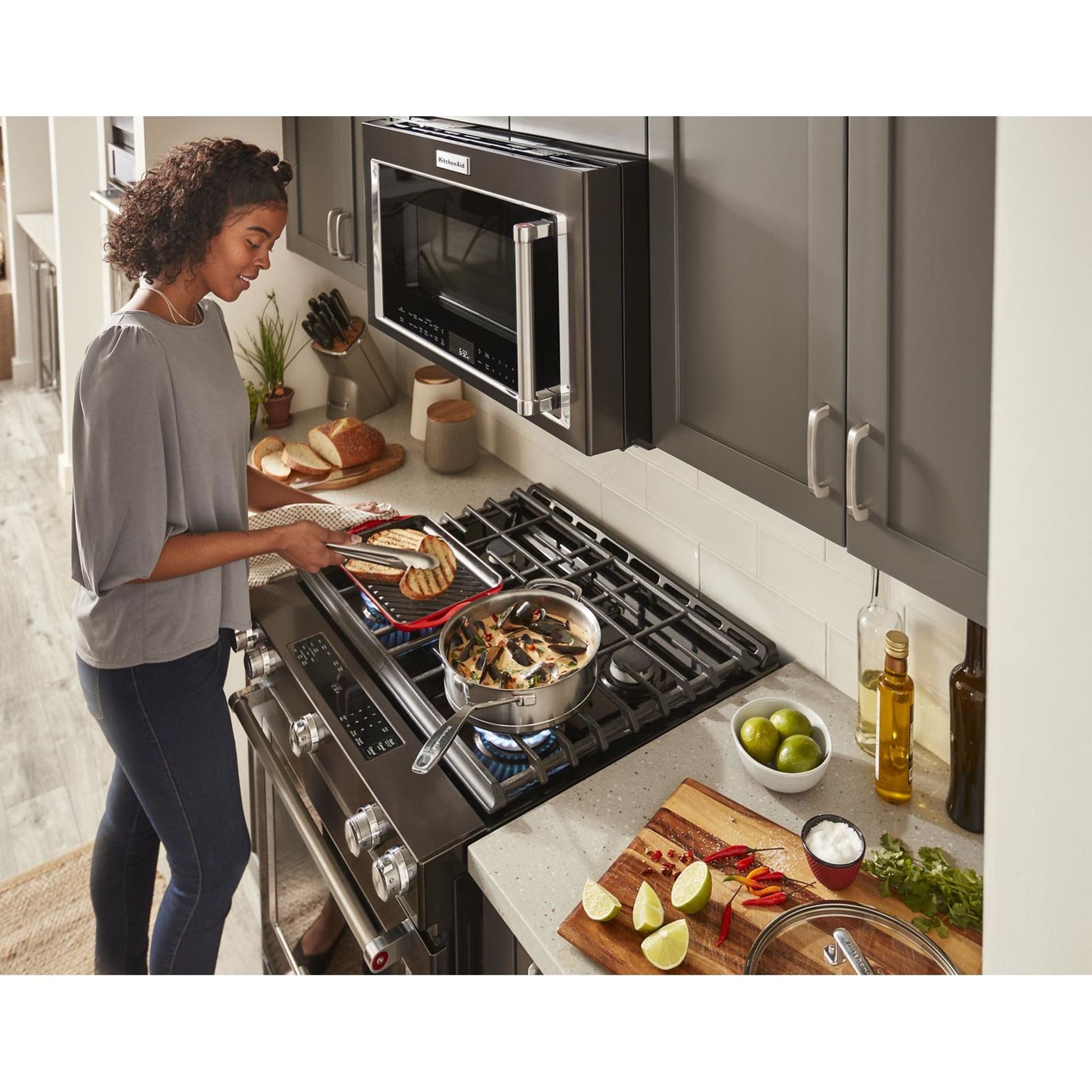 KitchenAid Gas Range (KSGG700EBS) - Black Stainless Steel