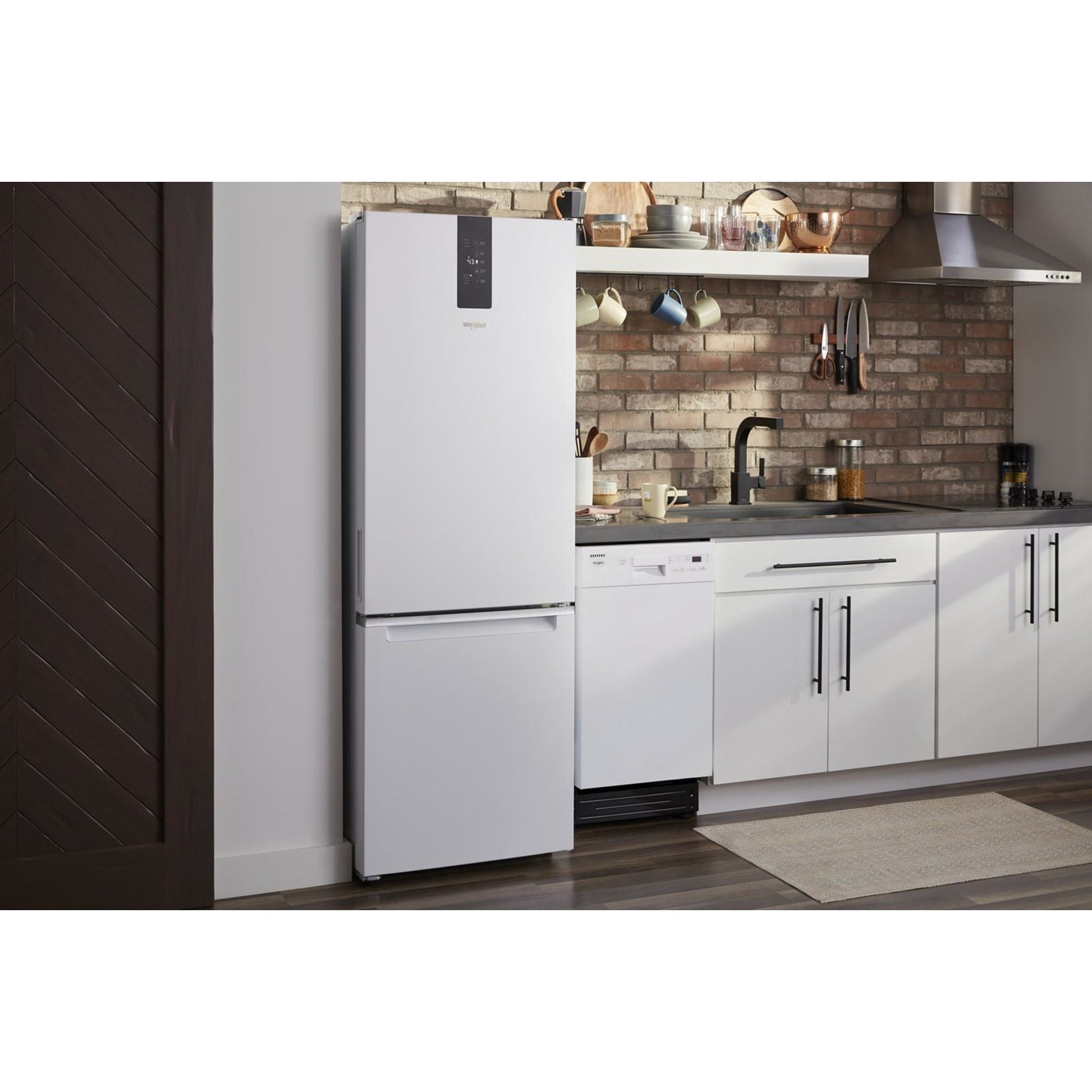 Whirlpool Dishwasher Stainless Steel Tub (WDF518SAHW) - White
