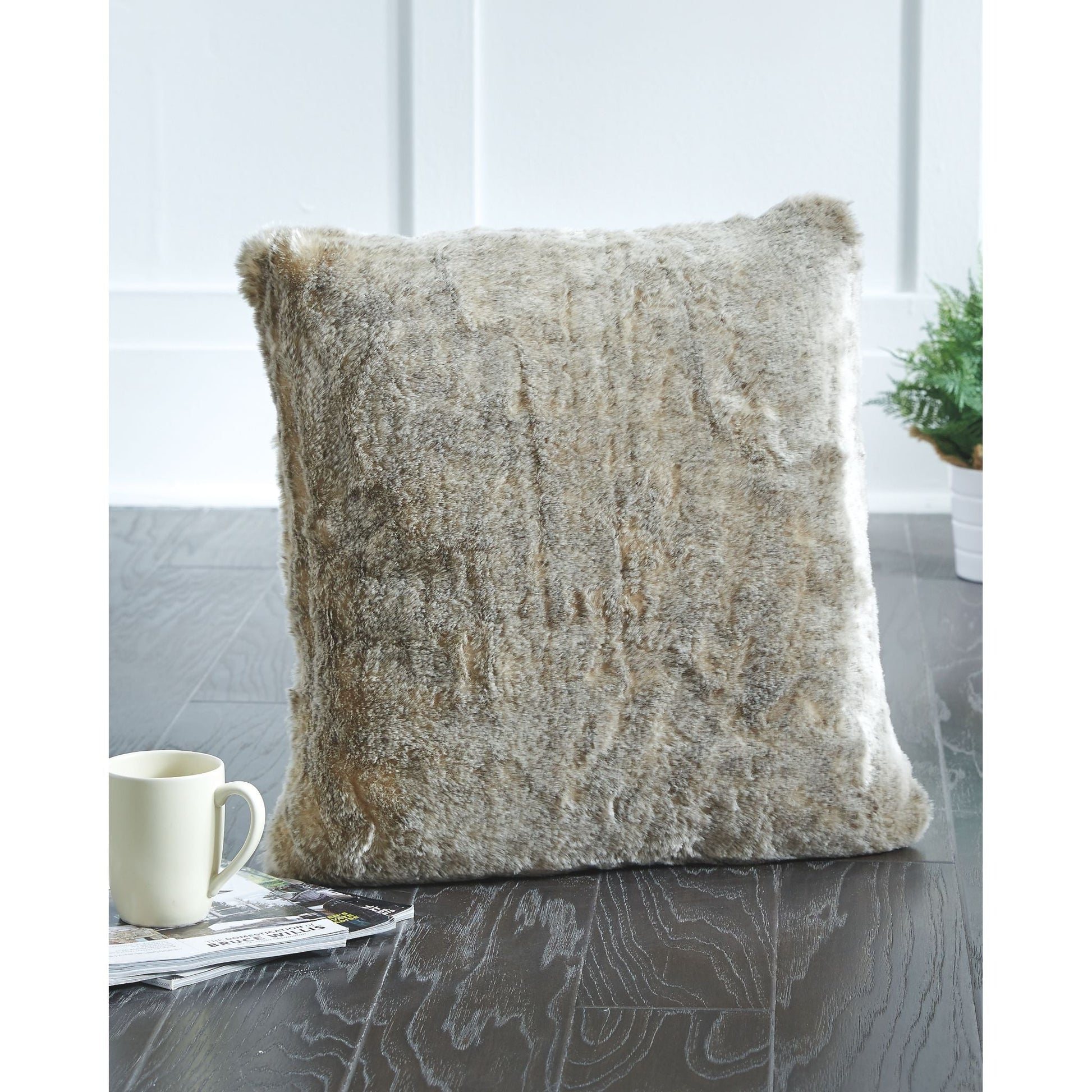 Raegan Accent Pillow 20.00"