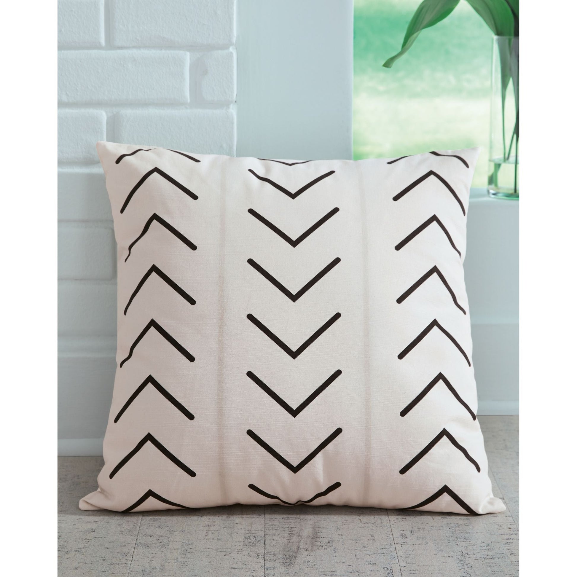 Kallan Accent Pillow 20.00"