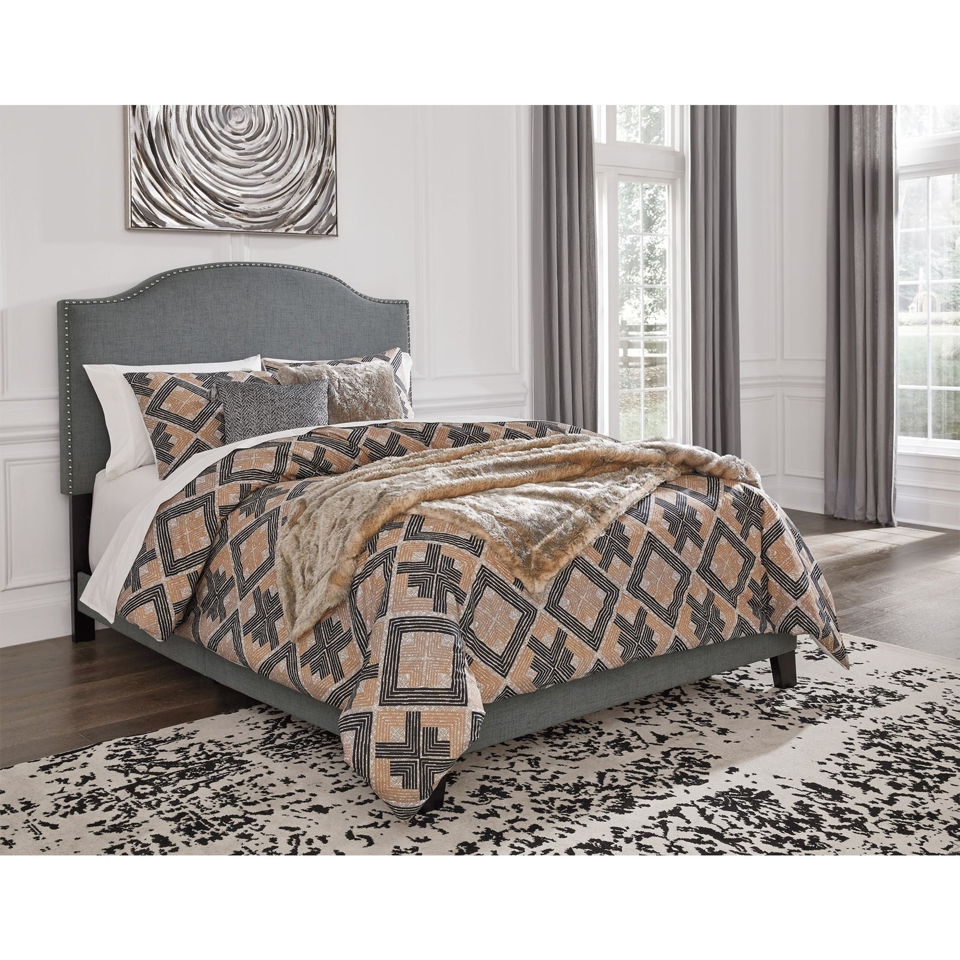 Adelloni Bed