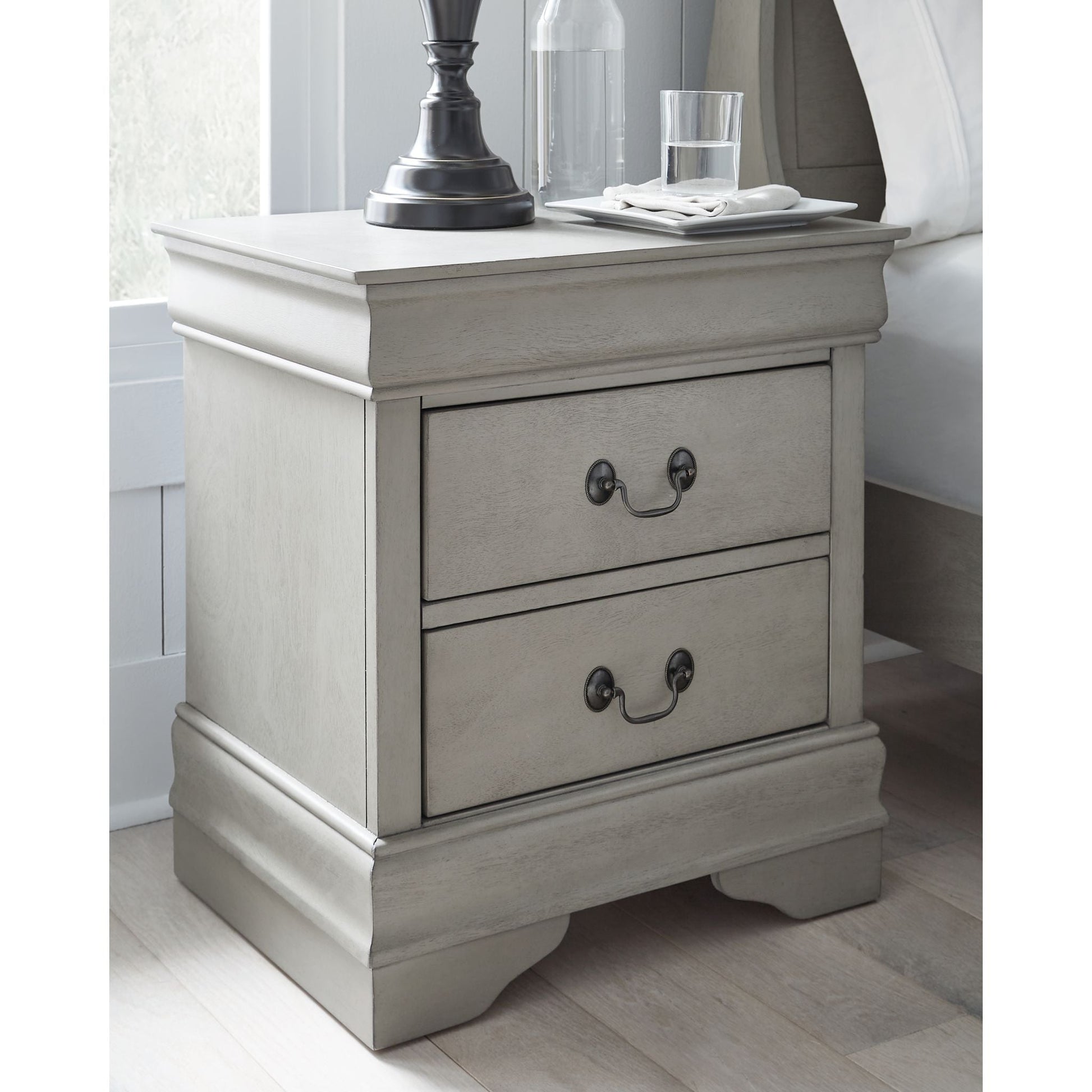Kordasky Nightstand - Gray
