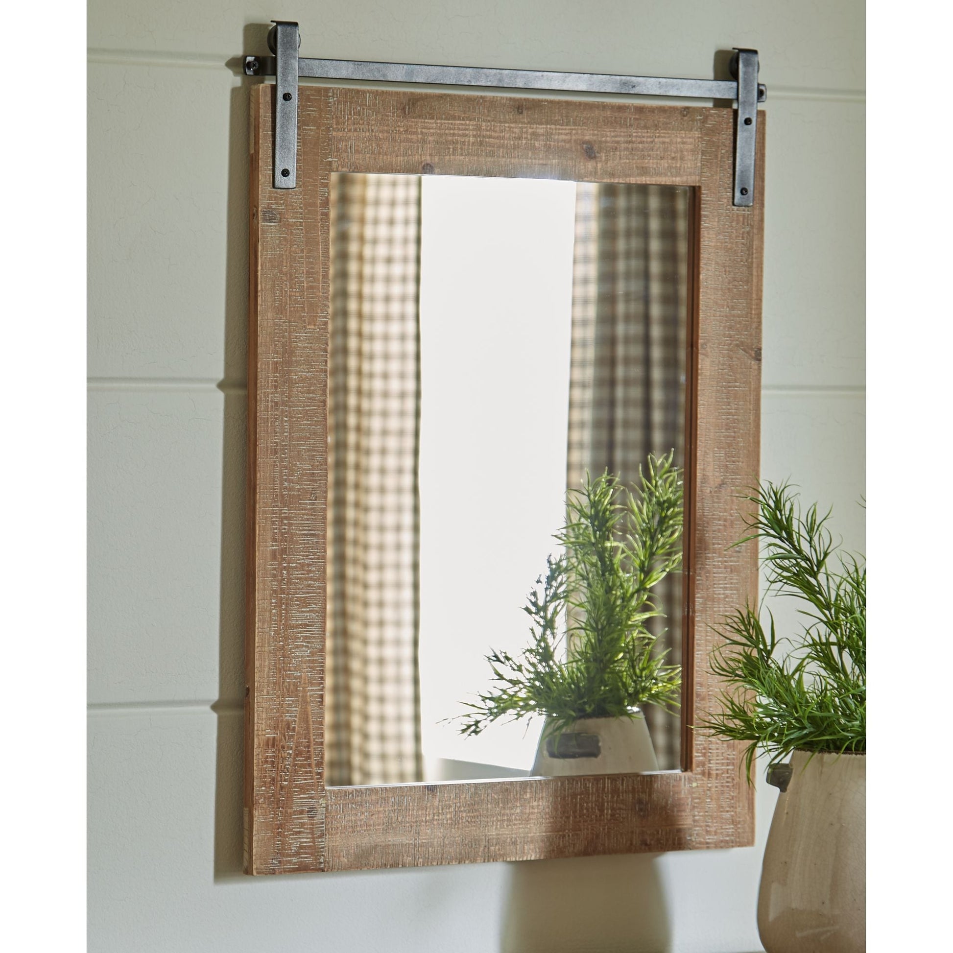 Lanie Mirror 24.00" x 32.00"