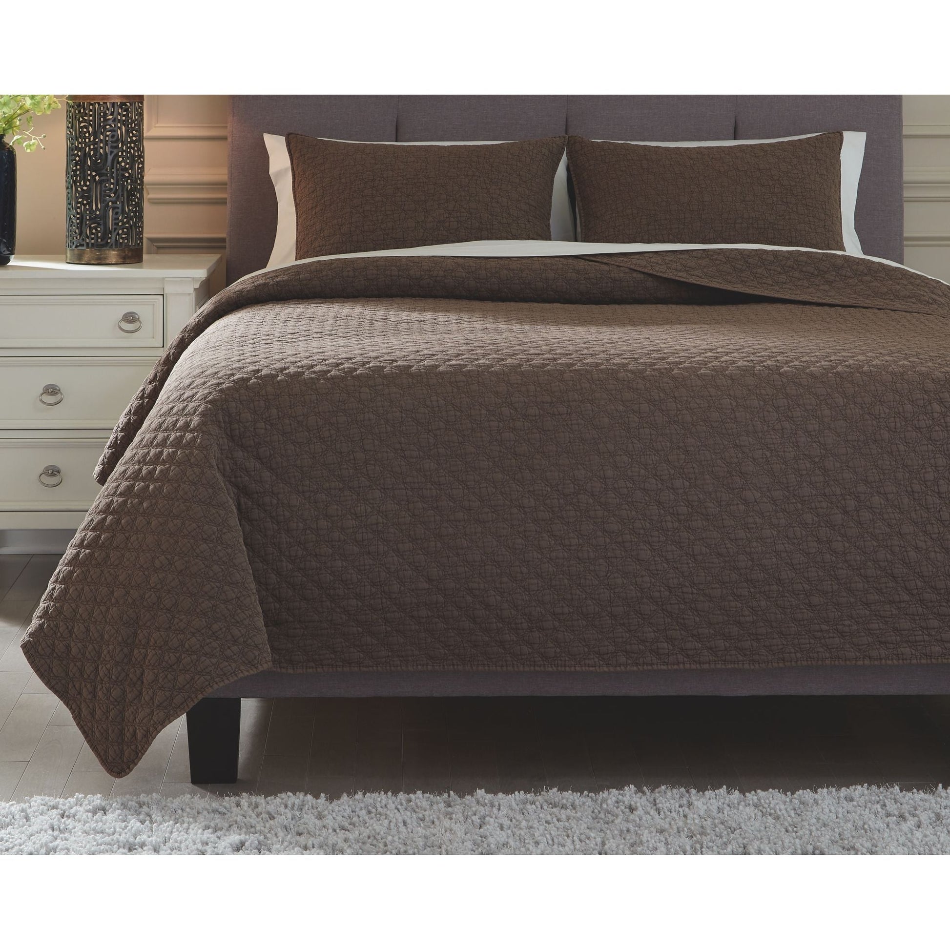 Ryter Coverlet Set - Brown