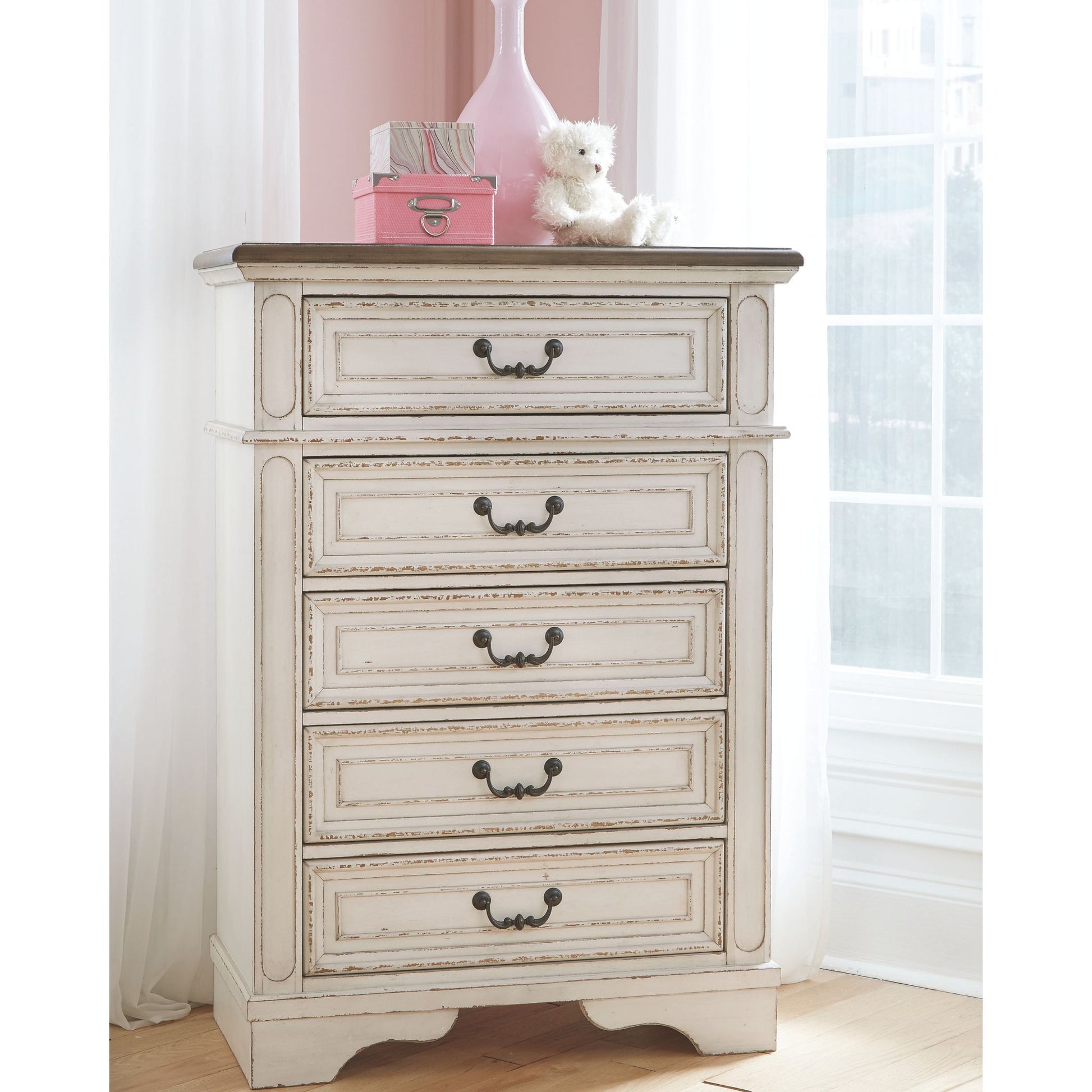 Realyn Chest - Chipped White