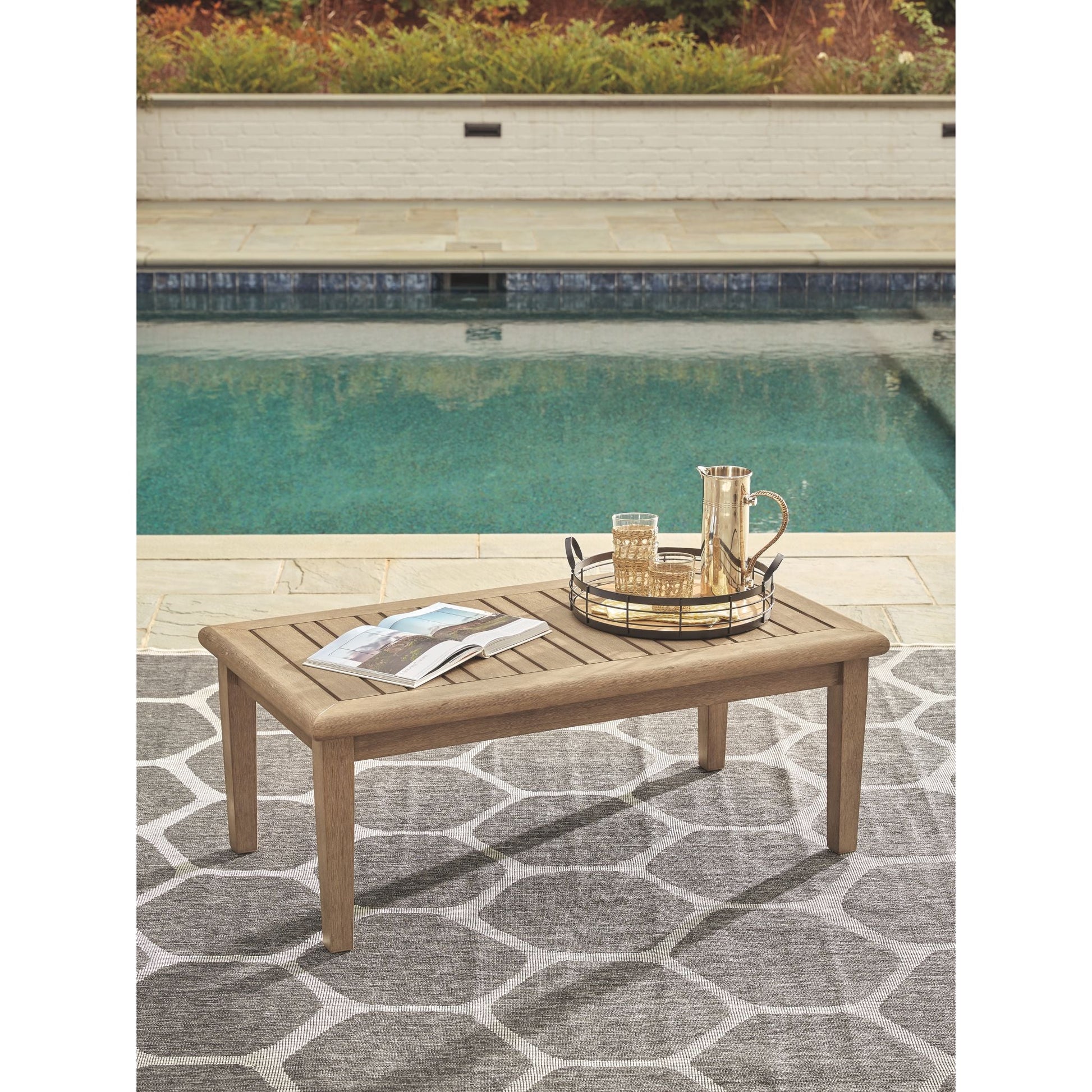 Outdoor Gerianne 3 Piece Package Grayish Brown