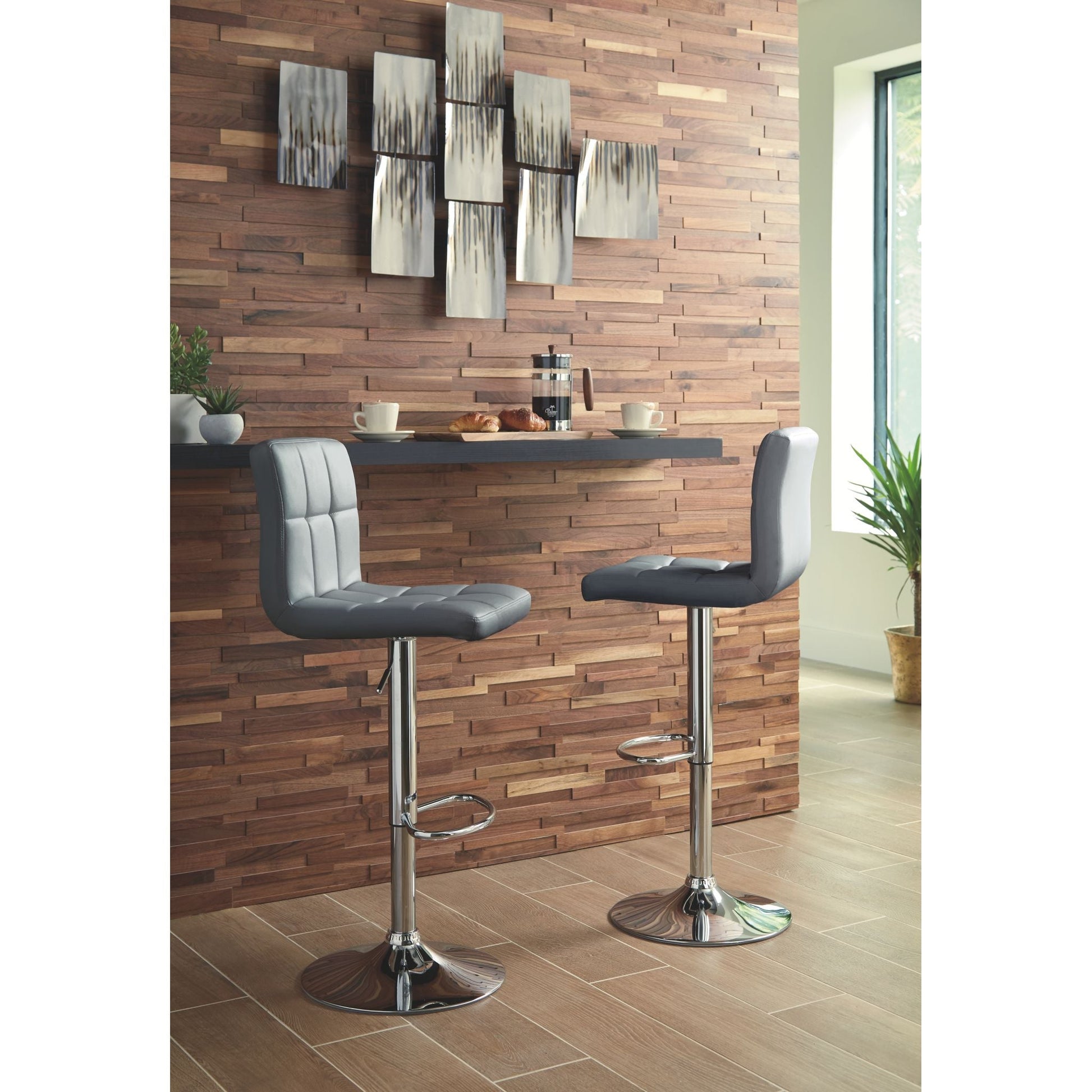 Bellatier Bar Stool - Gray - (D120-830)