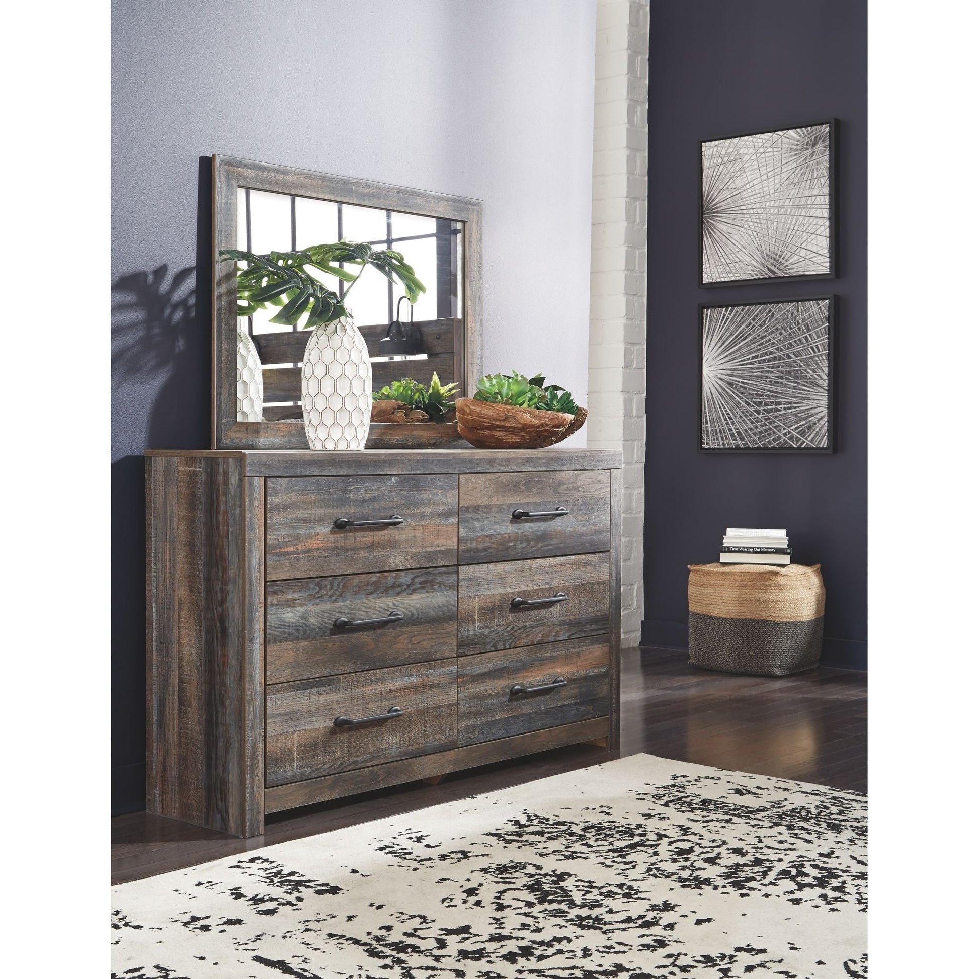 Drystan 5 Piece Bedroom