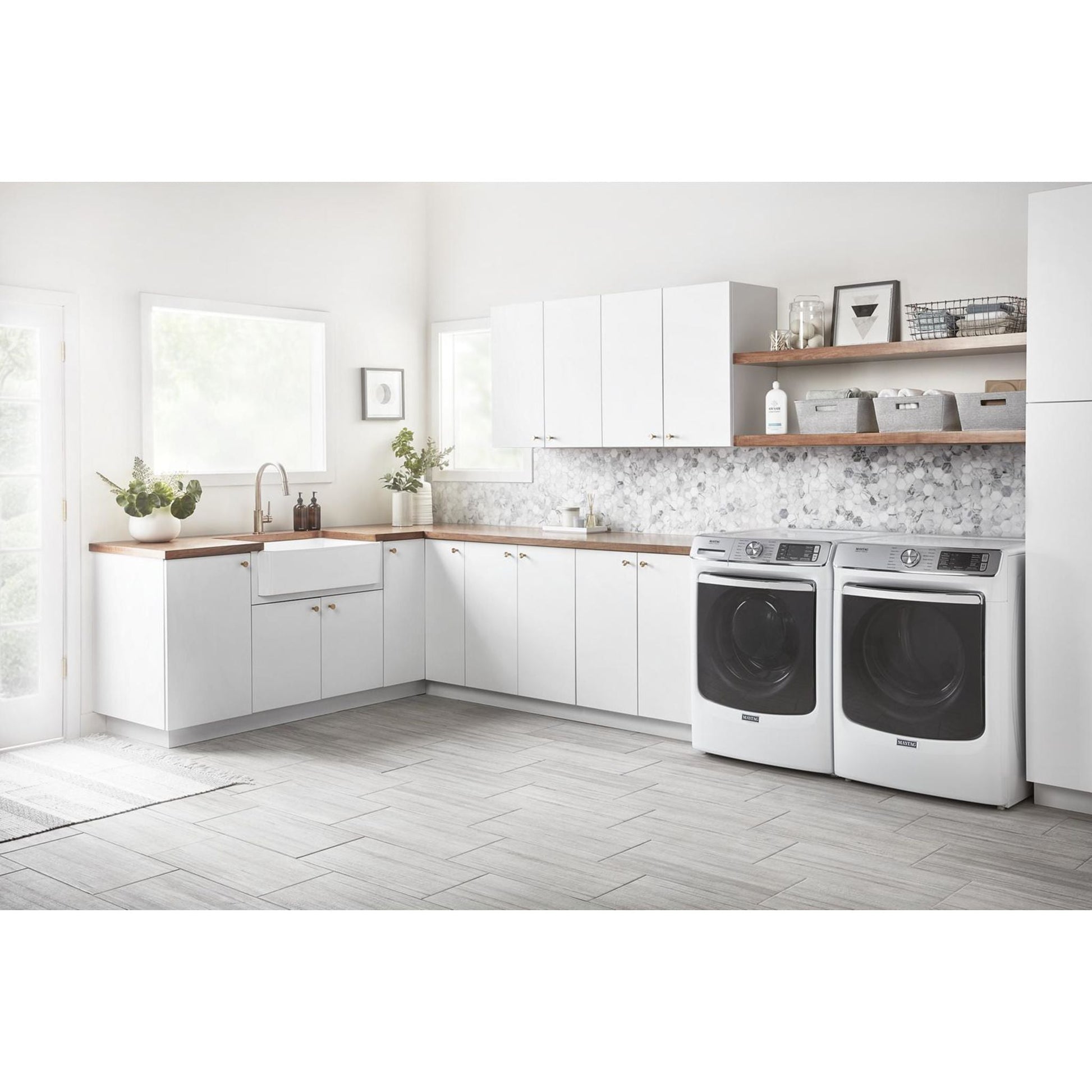 Maytag Front Load Washer (MHW8630HW) - White