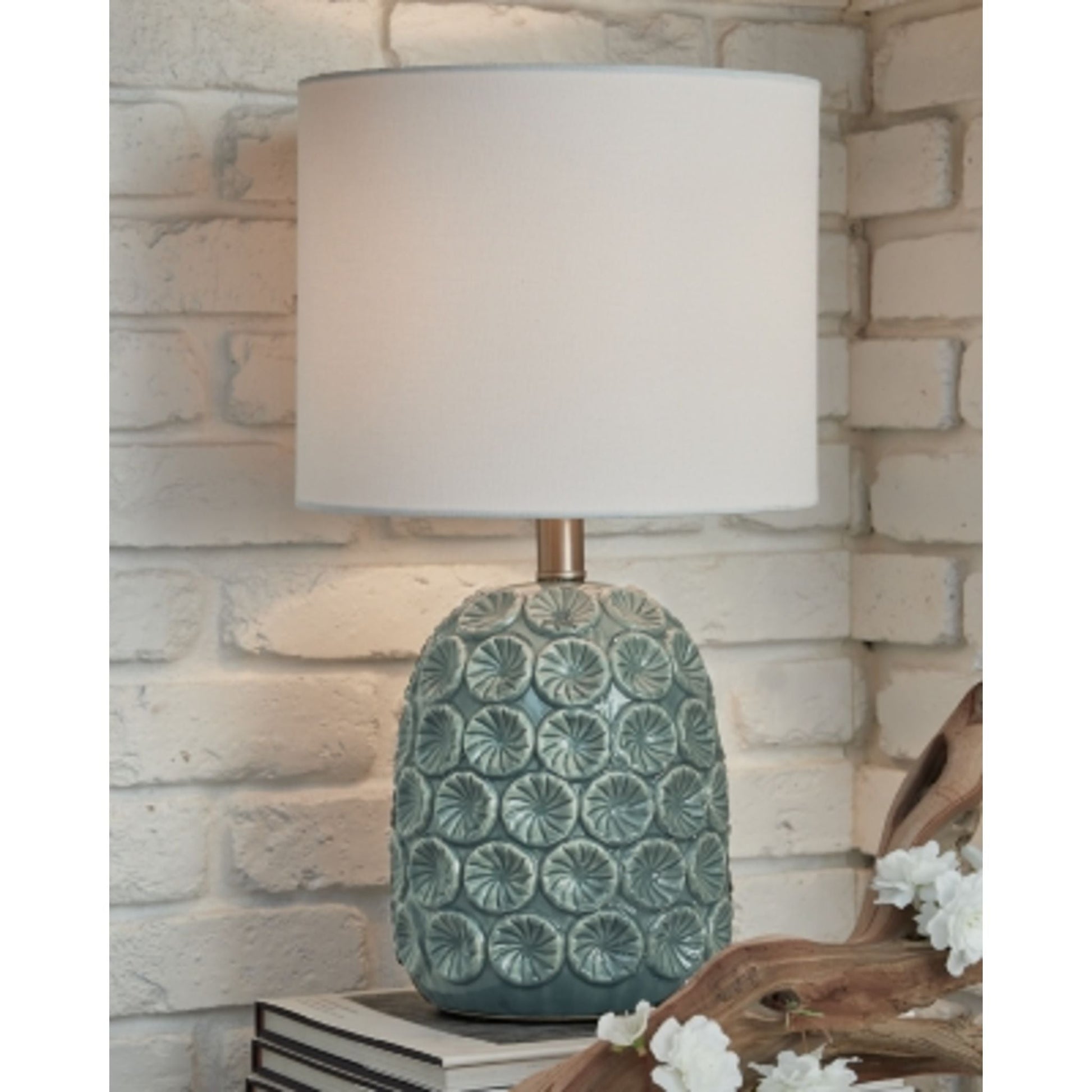 Moorbank Table Lamp 19.13"