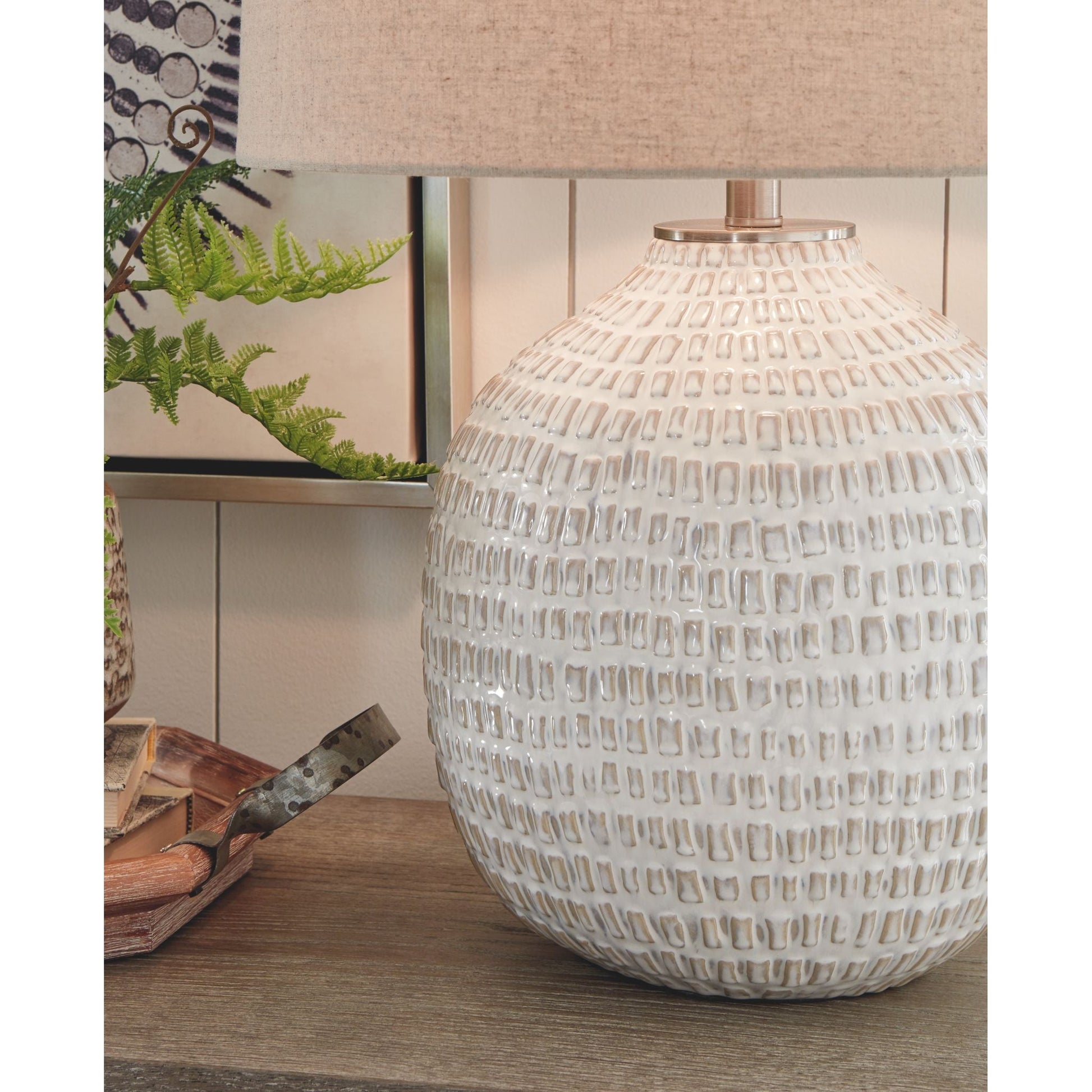 Jamon Table Lamp 26.50"