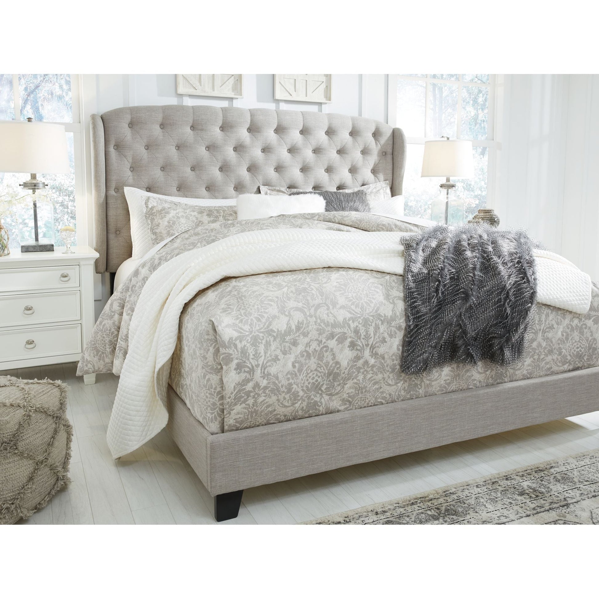 Jerary Queen Bed - Gray