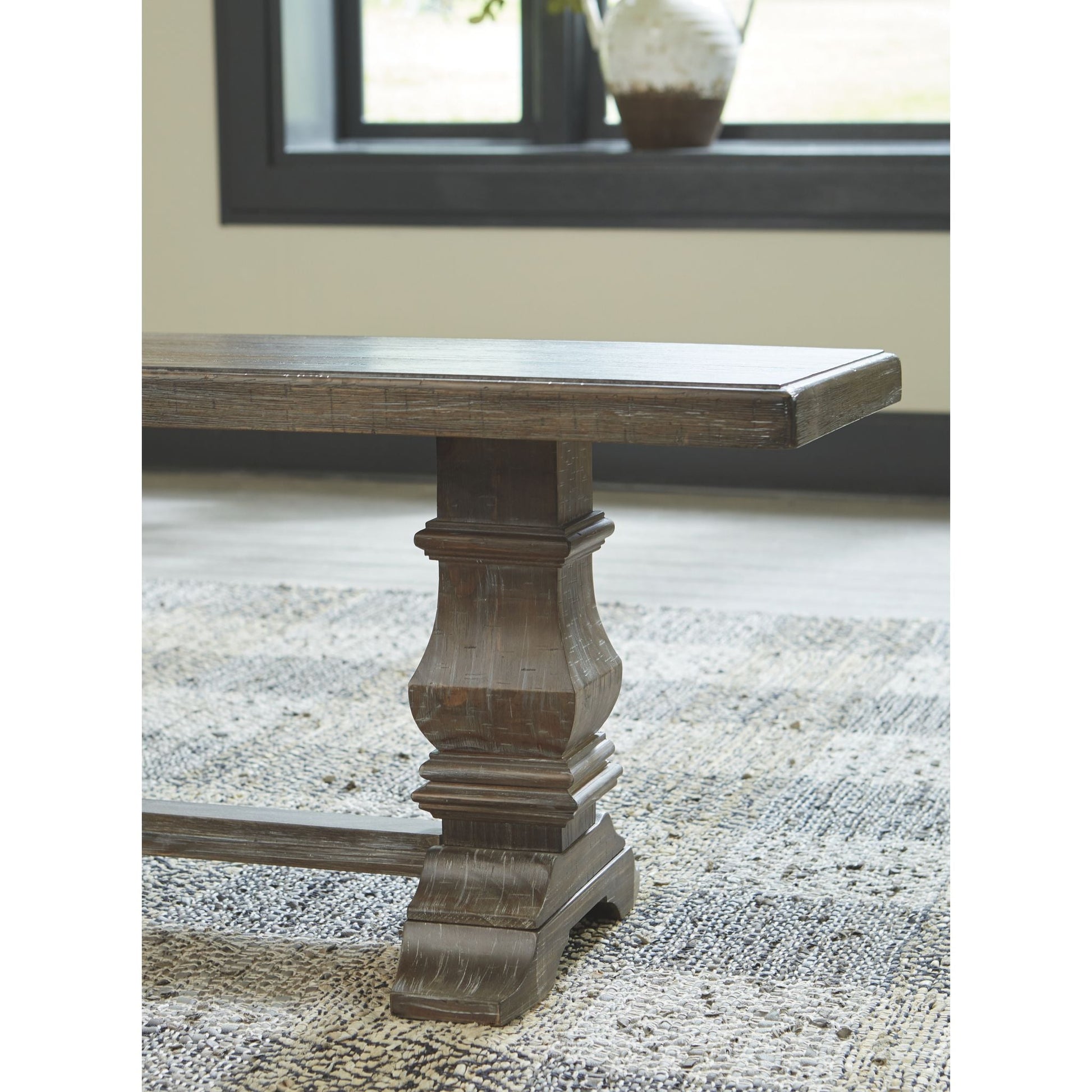 Wyndahl Bench - Rustic Brown - (D813-00)