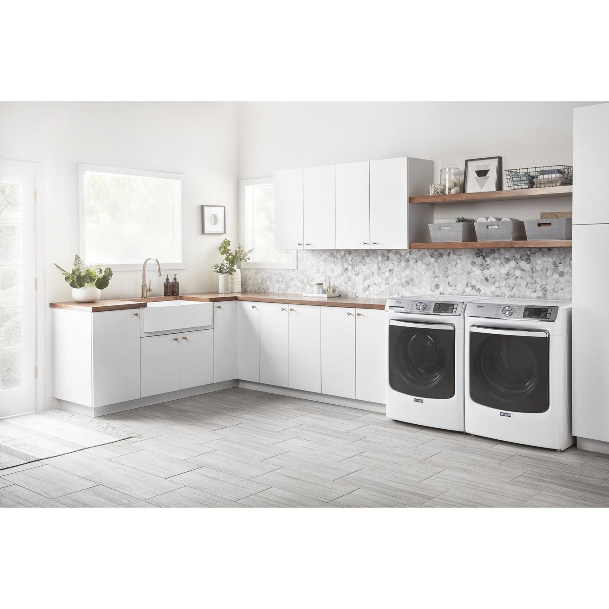 Maytag Front Load Washer (MHW8630HW) - White