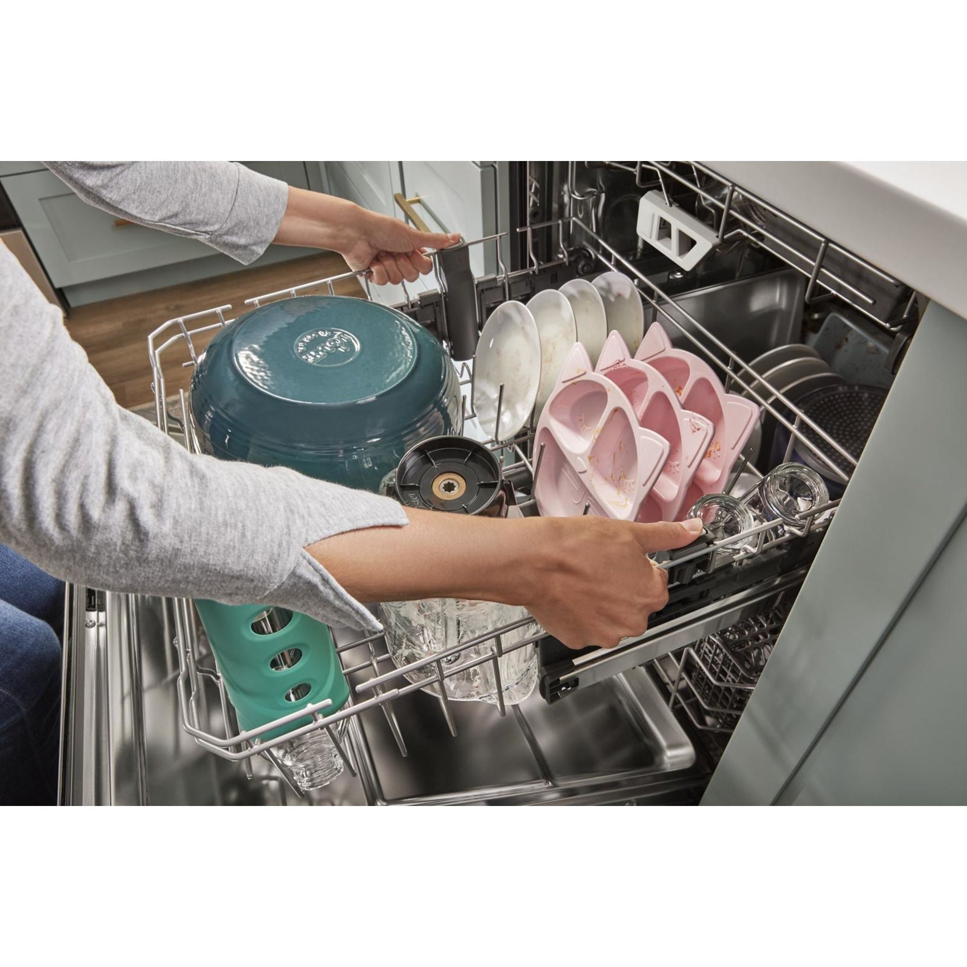 Whirlpool Dishwasher (WDT970SAKV) - BLACK STAINLESS