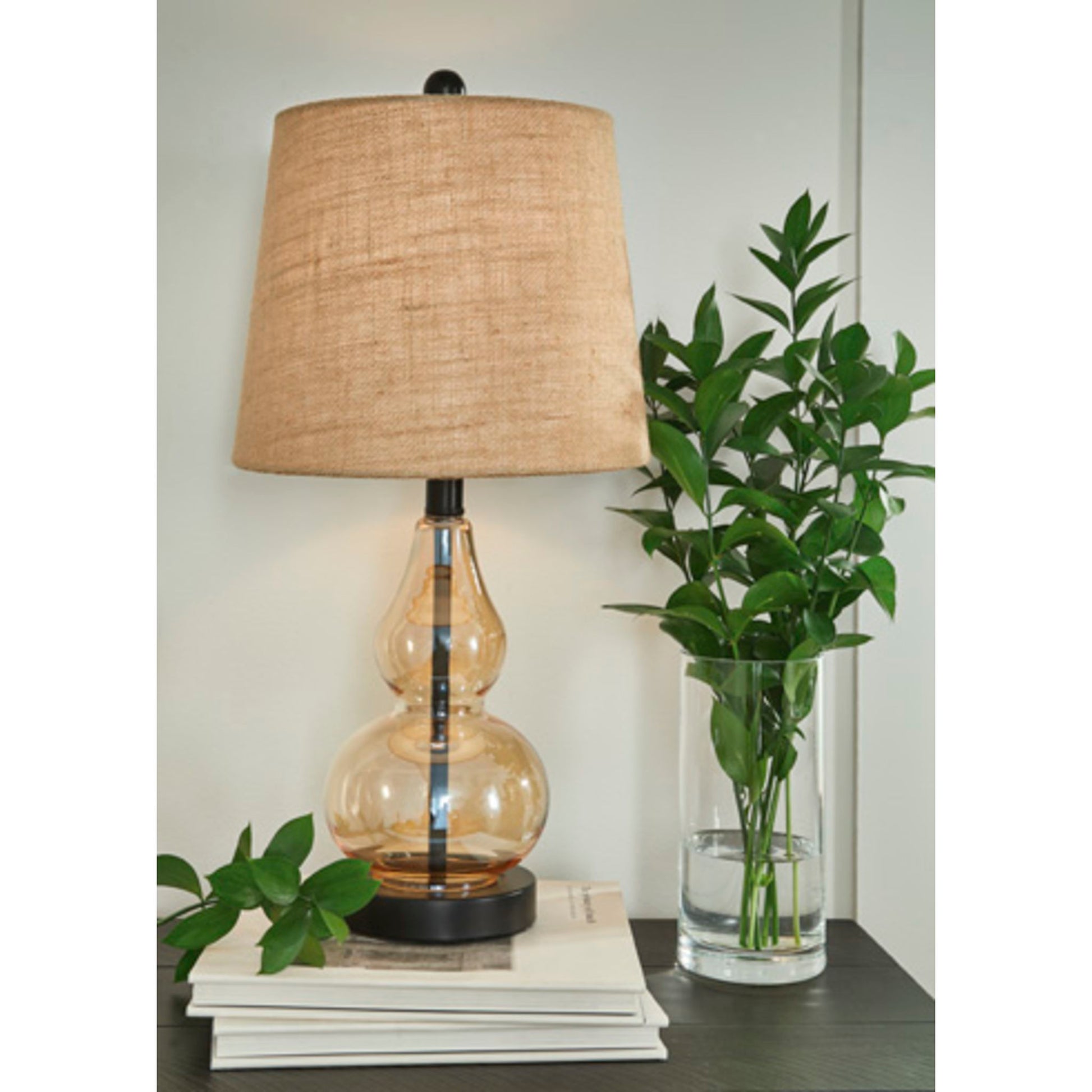 Makana Table Lamp 21.13"