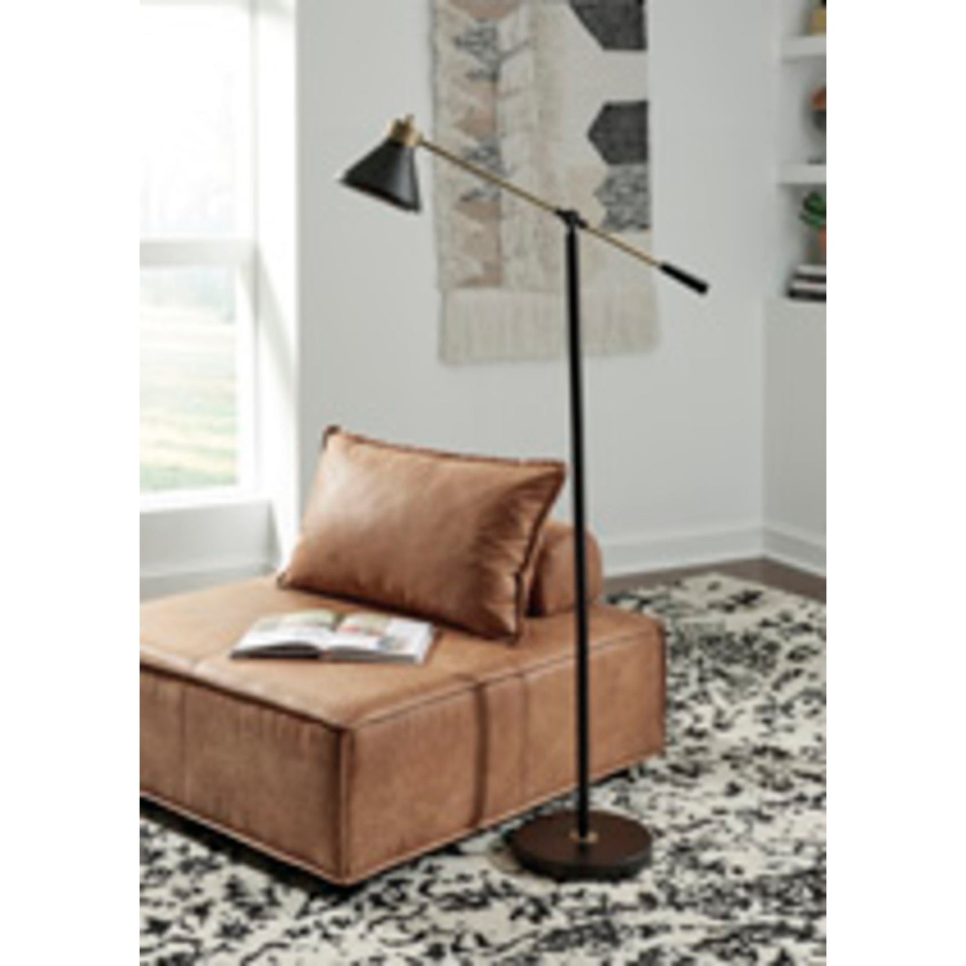 Garville Floor Lamp 60.50"