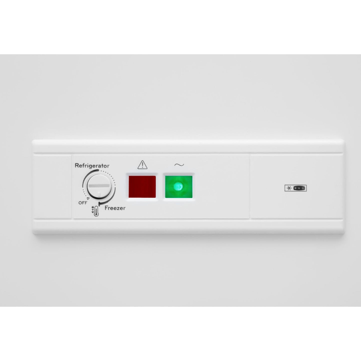 Amana Chest Freezer (AQC0902LW) - White