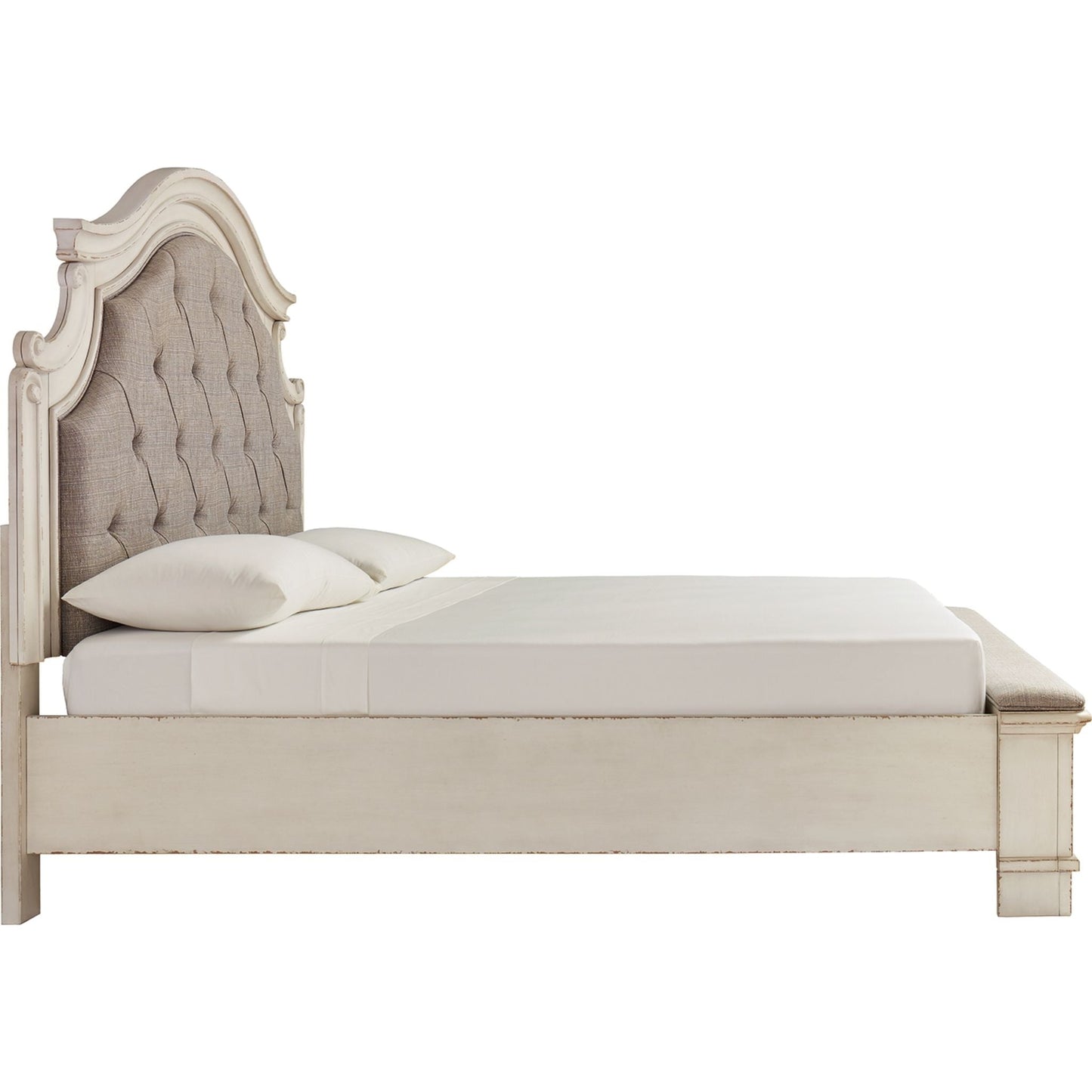 Realyn King Bed - Two-tone