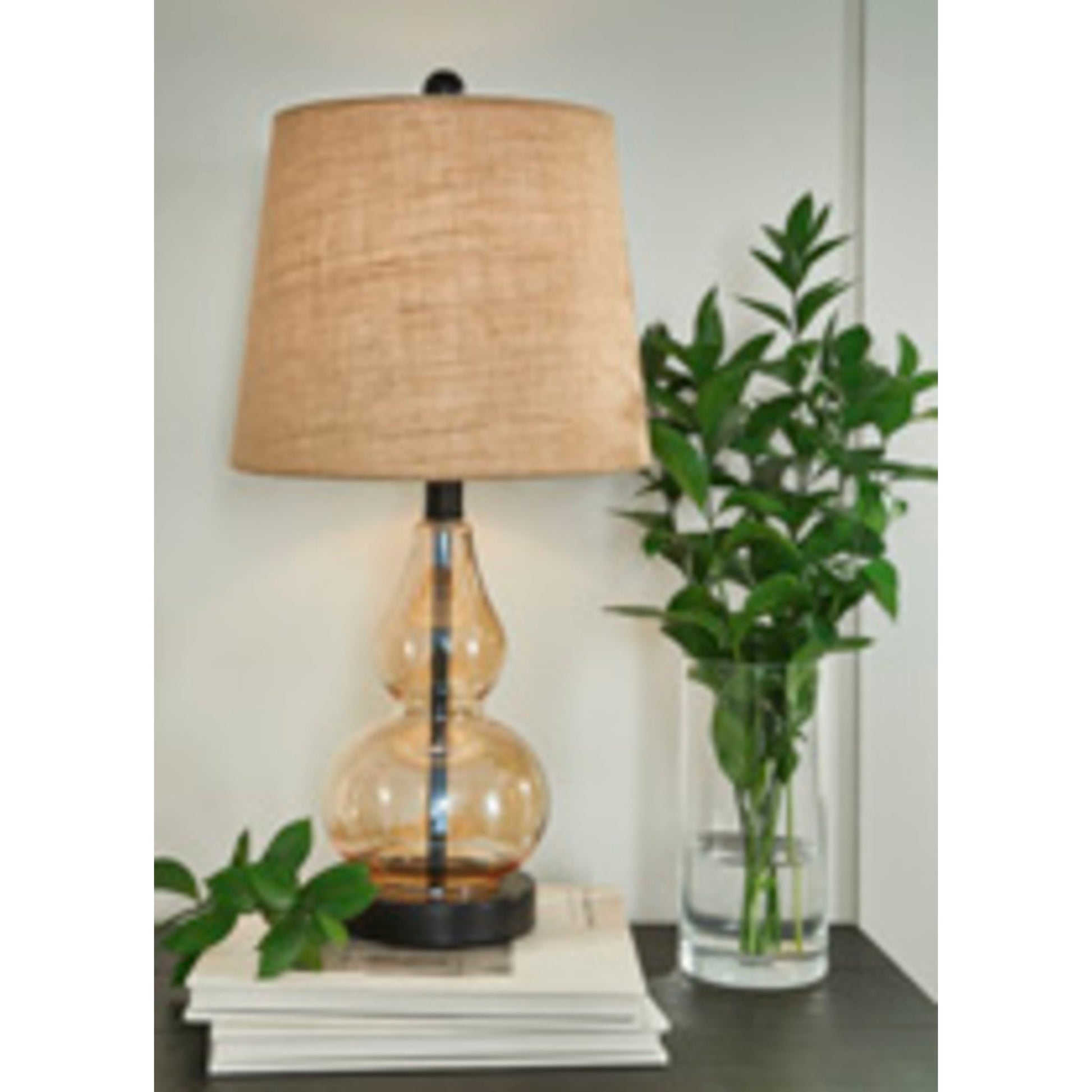 Makana Table Lamp 21.13"
