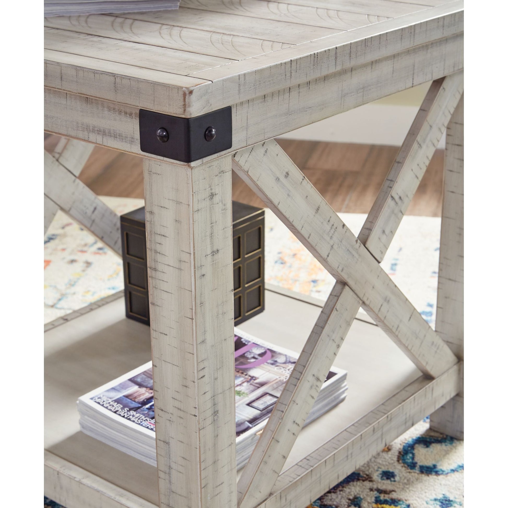 Carynhurst End Table - Whitewash