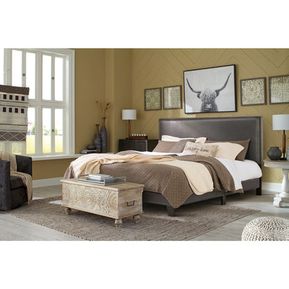 Mesling King Bed - Gray