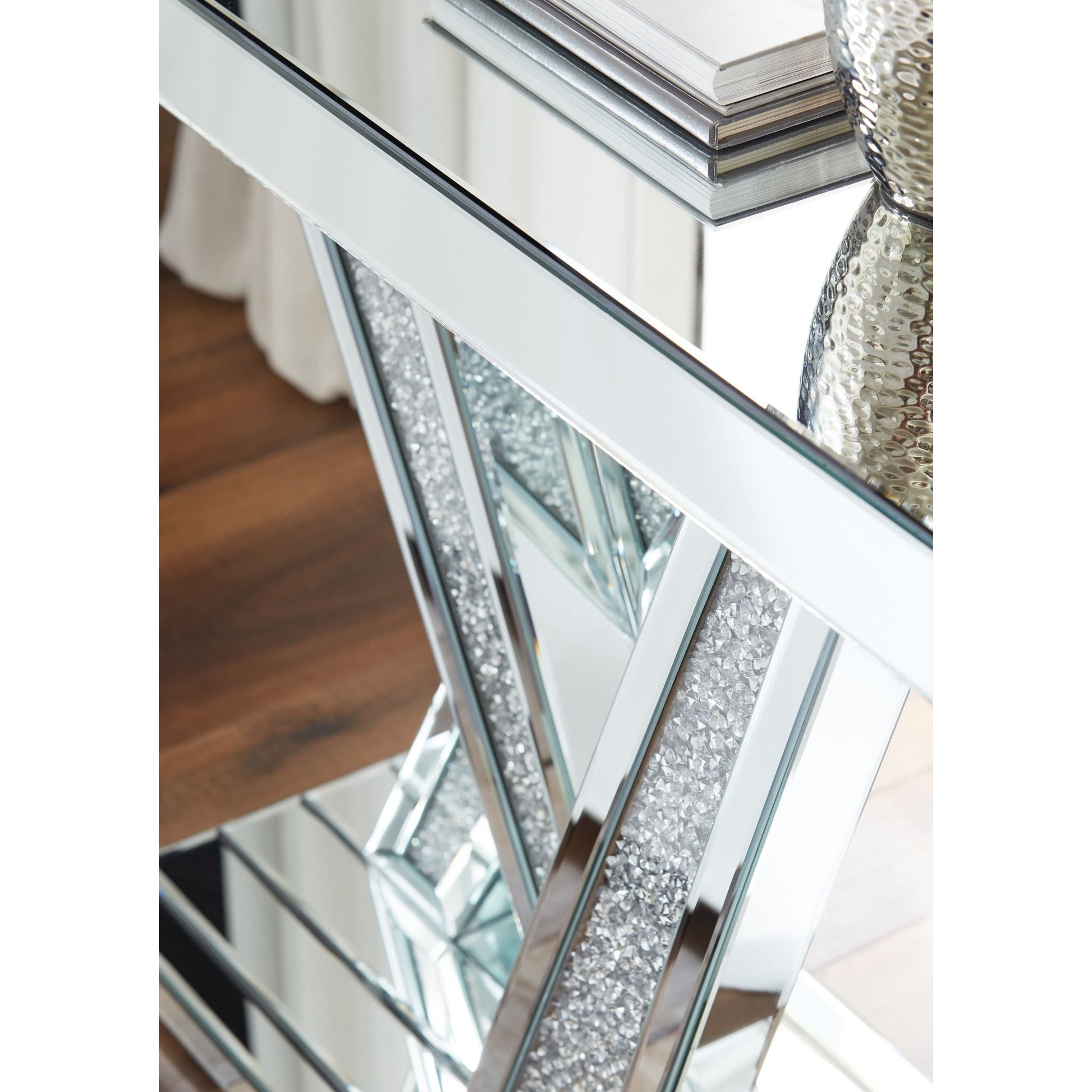 Gillrock Console Table - Mirror/Silver Finish
