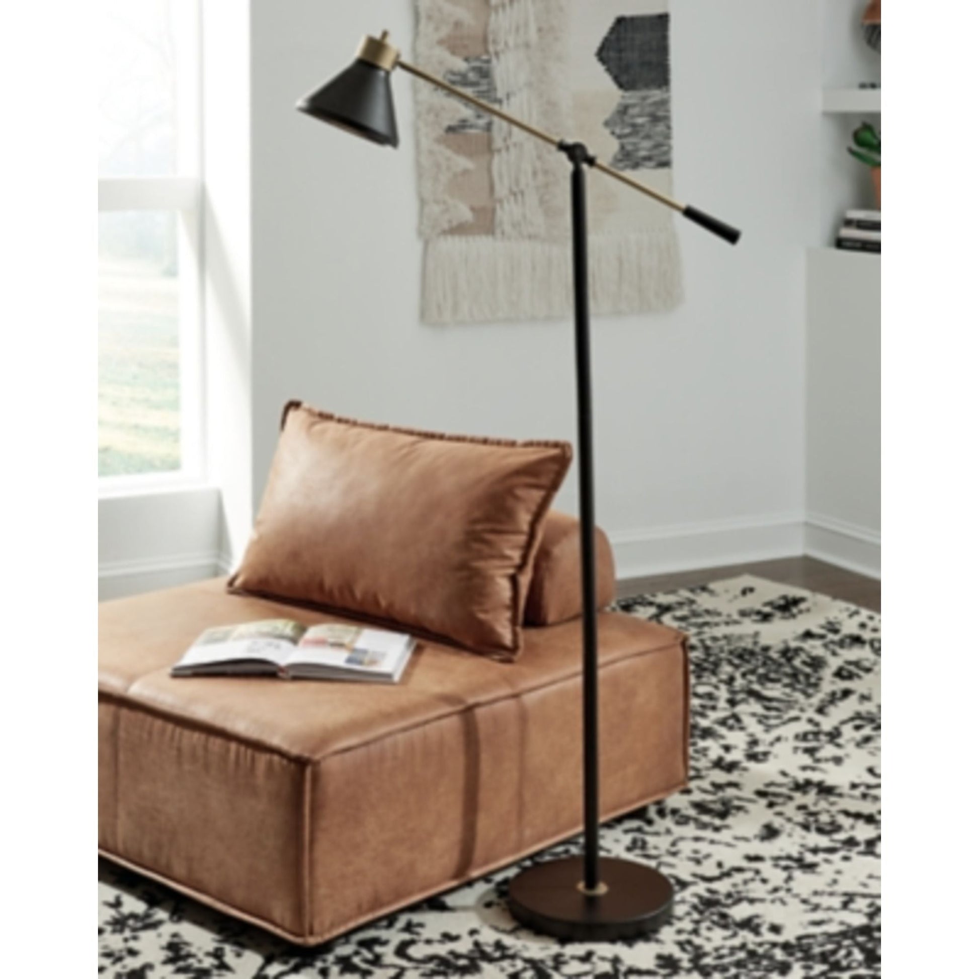 Garville Floor Lamp 60.50"