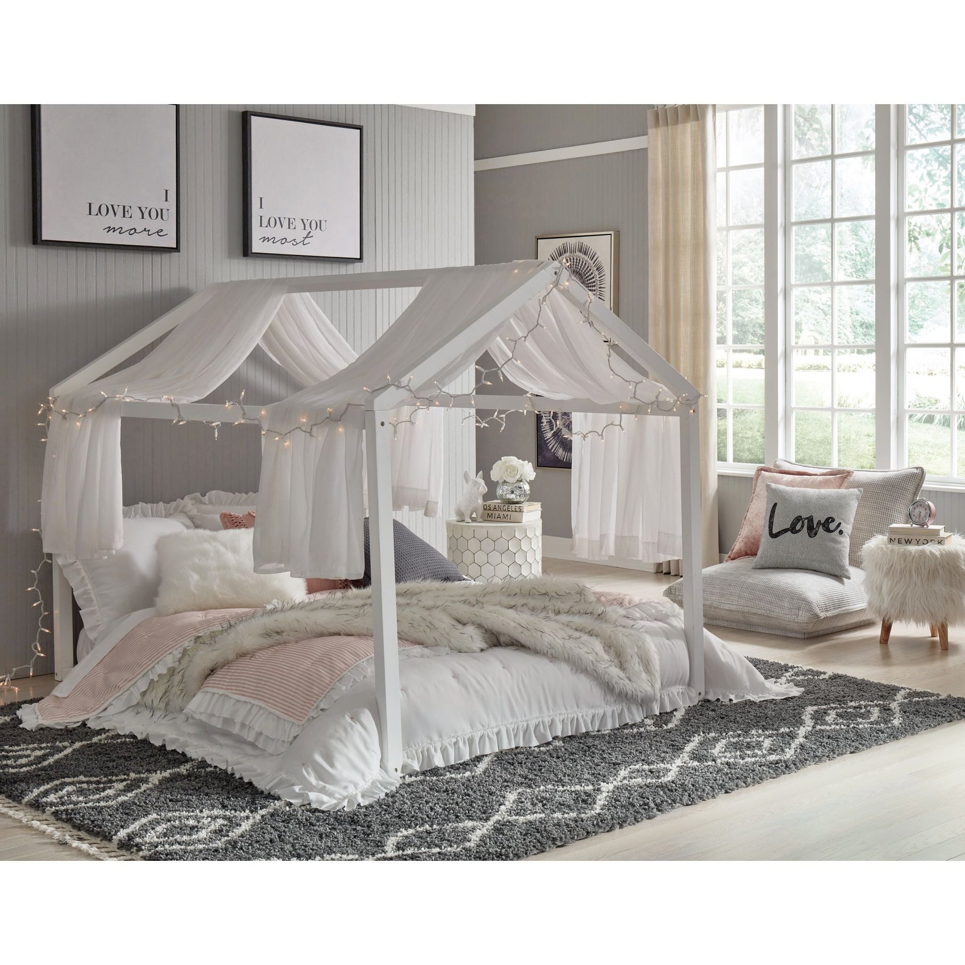 Flannibrook Full House Bed Frame