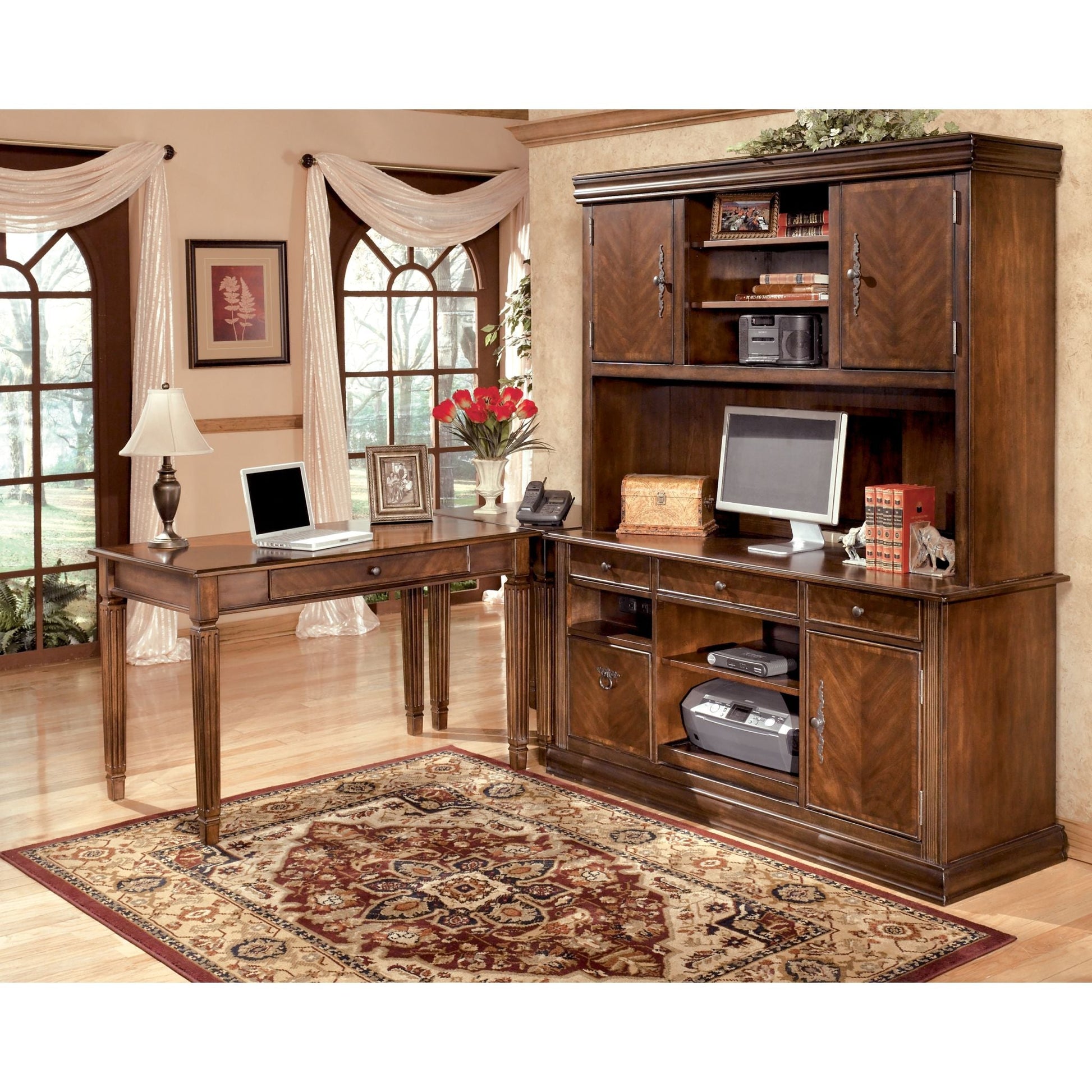 Hamlyn Small Leg Desk - Medium Brown