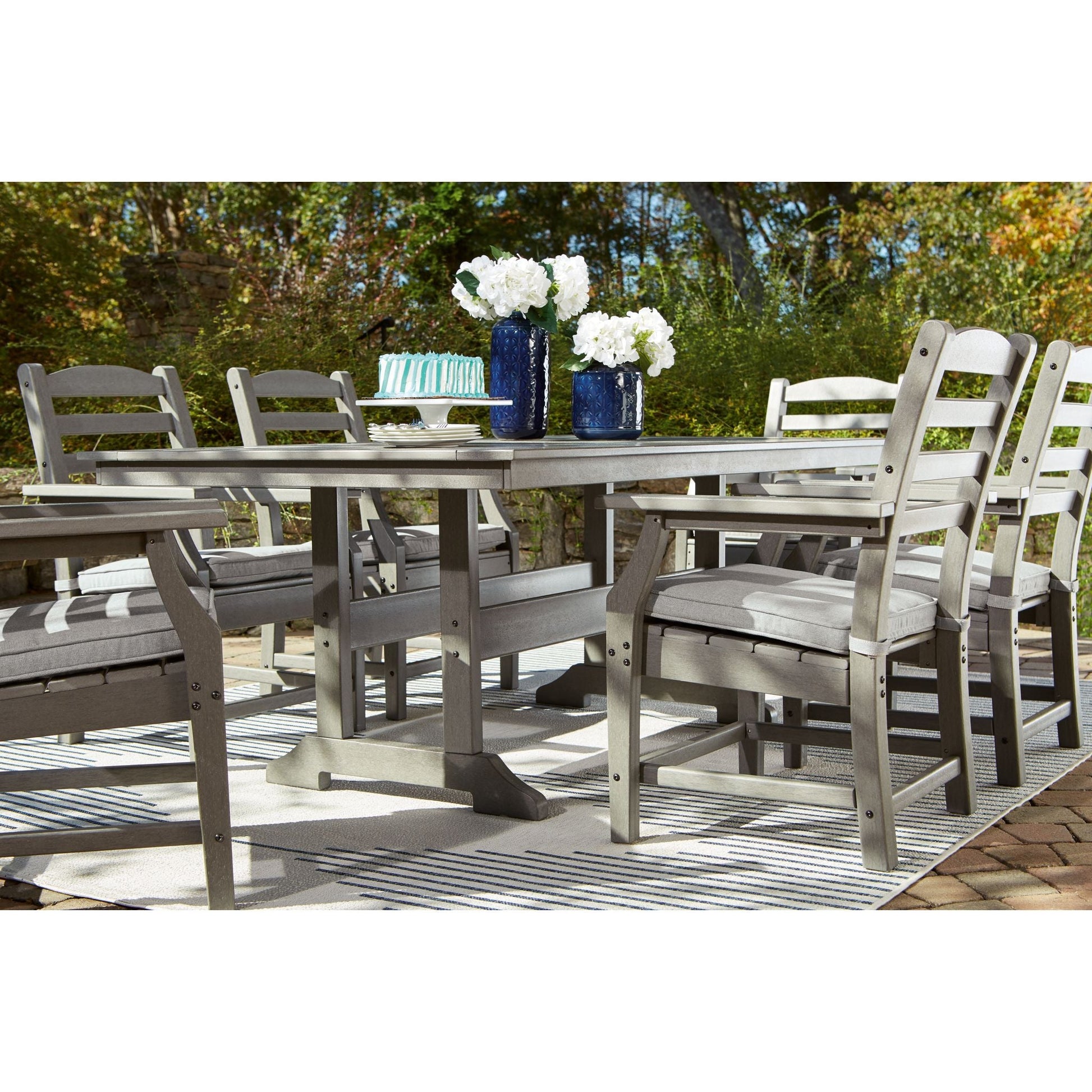 Outdoor Visola Table Gray