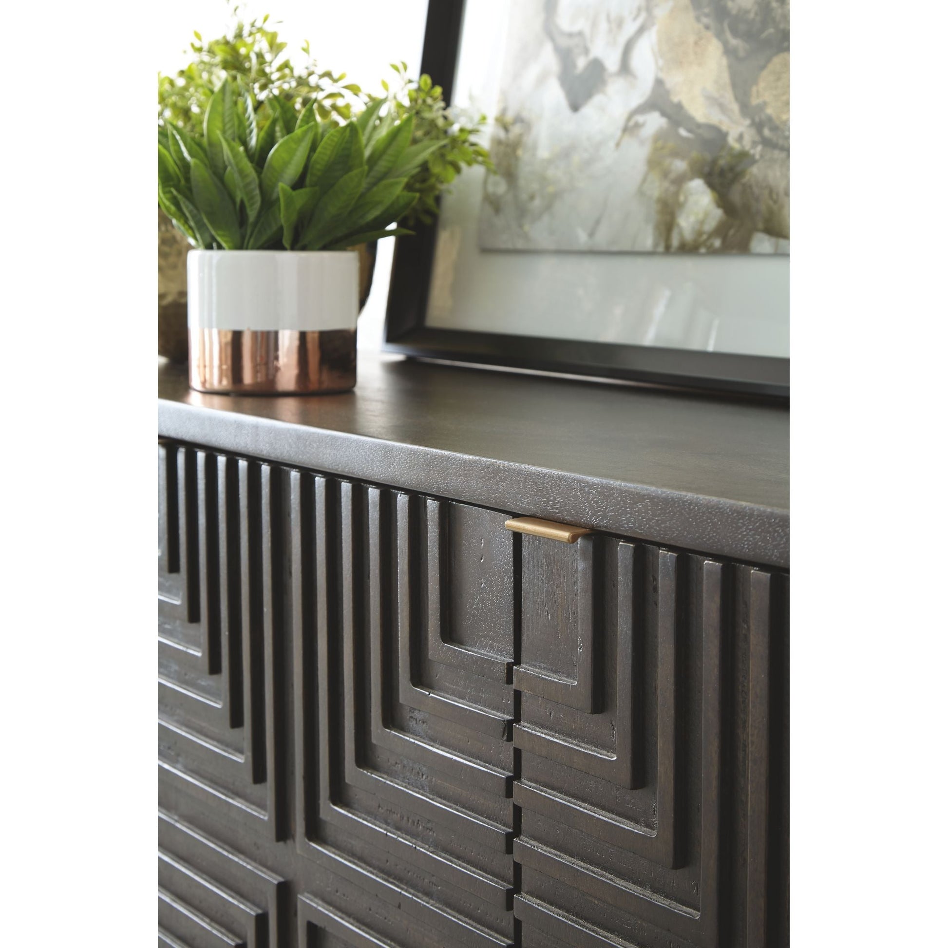 Elinmore Accent Cabinet - Brown/Gold Finish