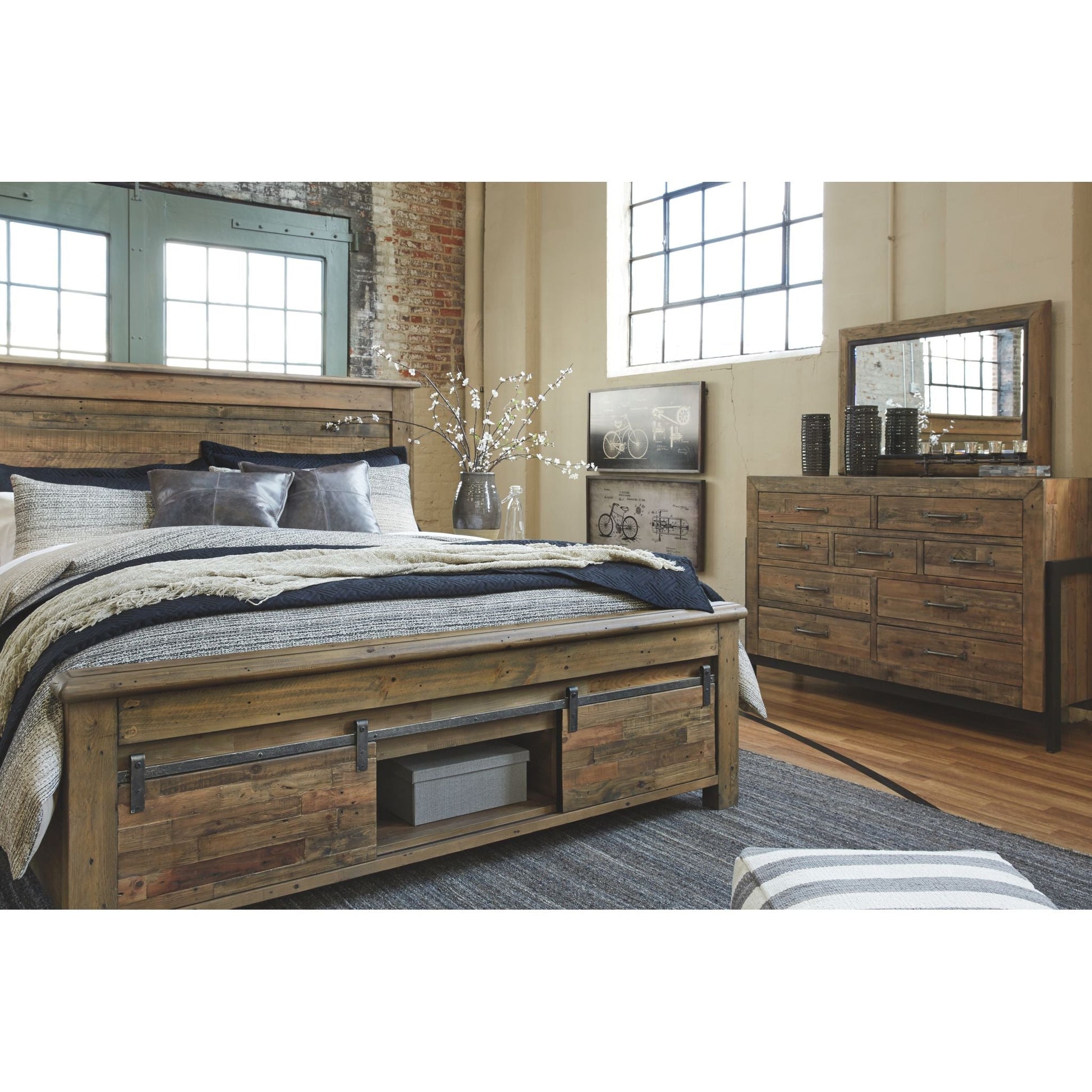 Sommerford 3 Piece Bed with Storage