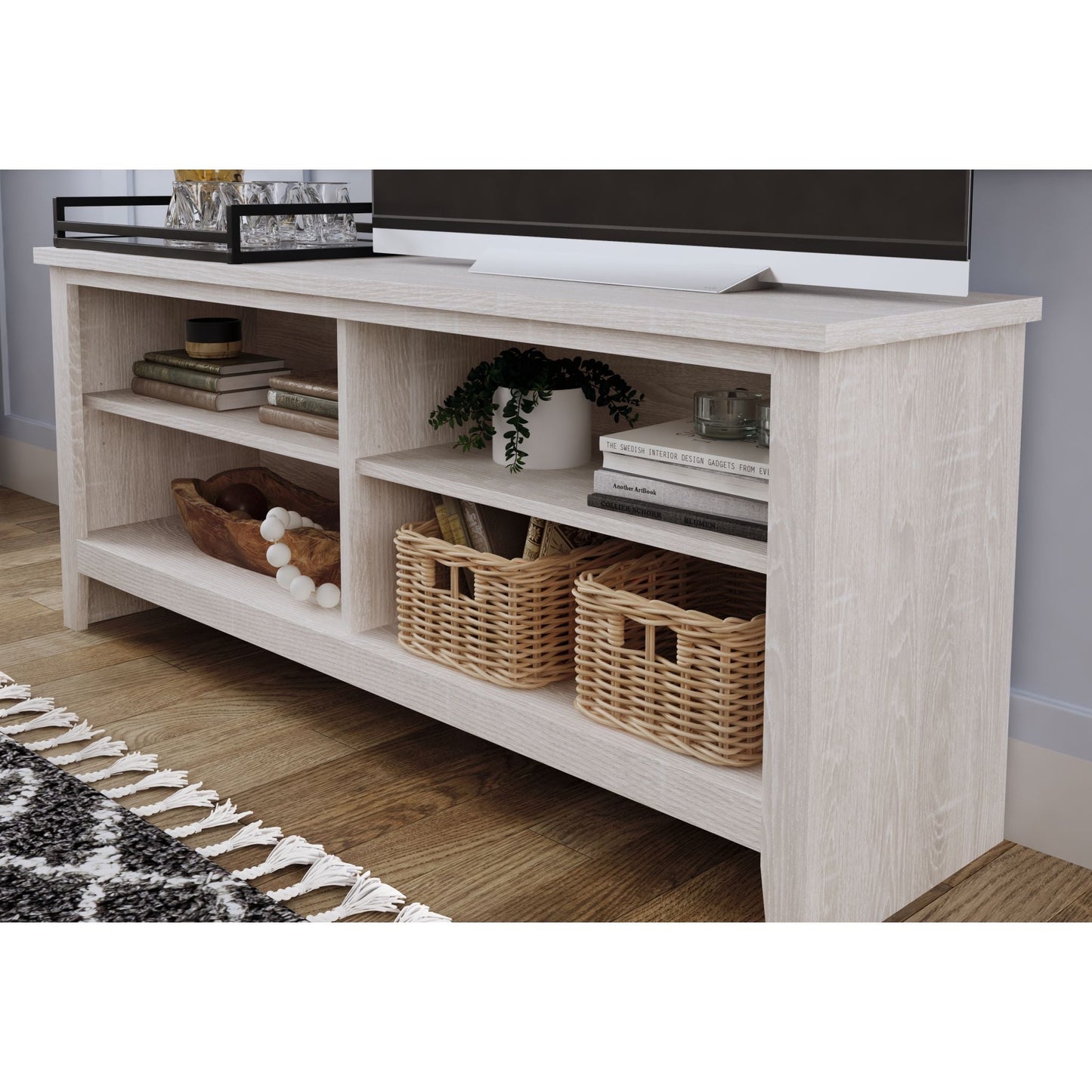 Arlenbry Large TV Stand - Antique White