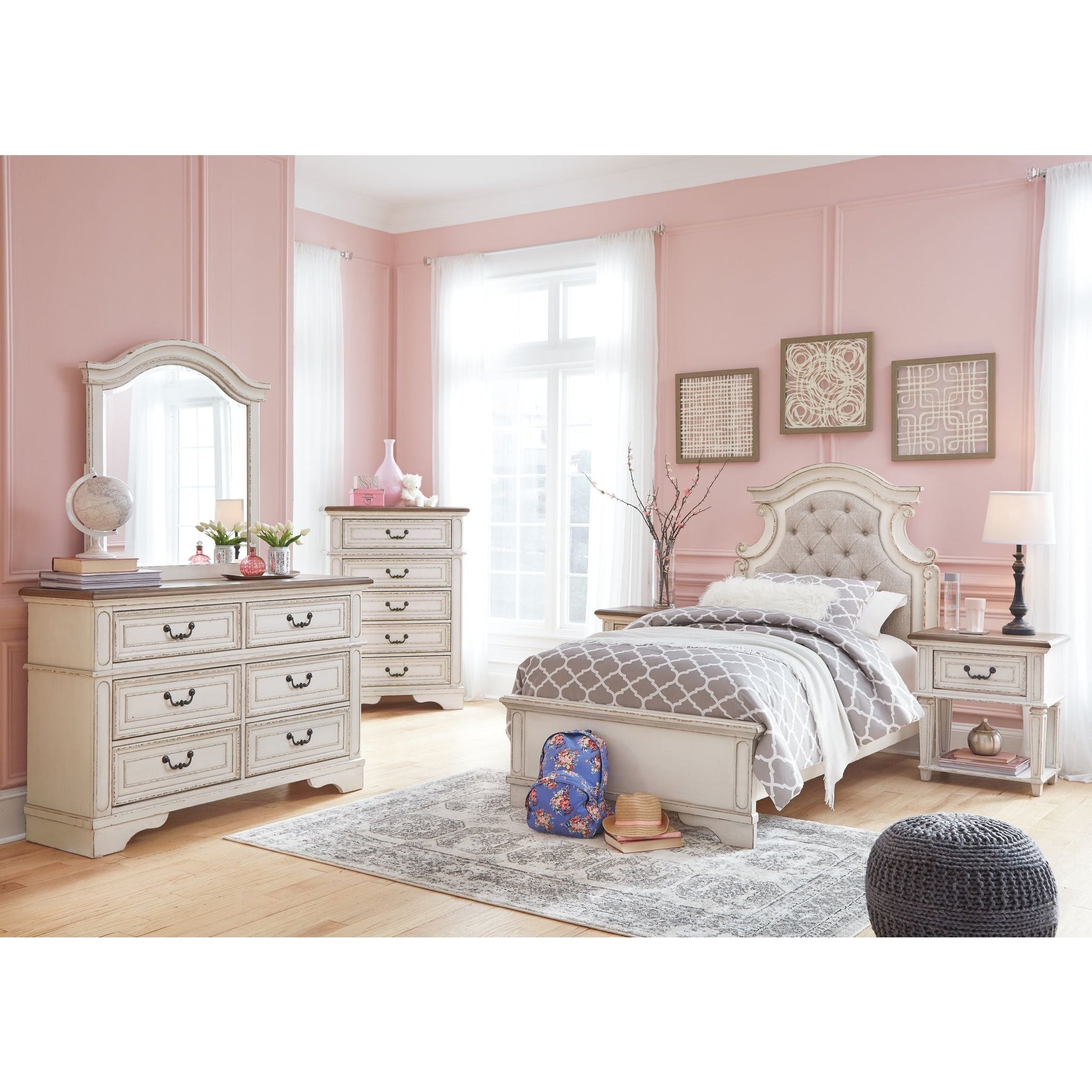Realyn Twin Bed - Chipped White