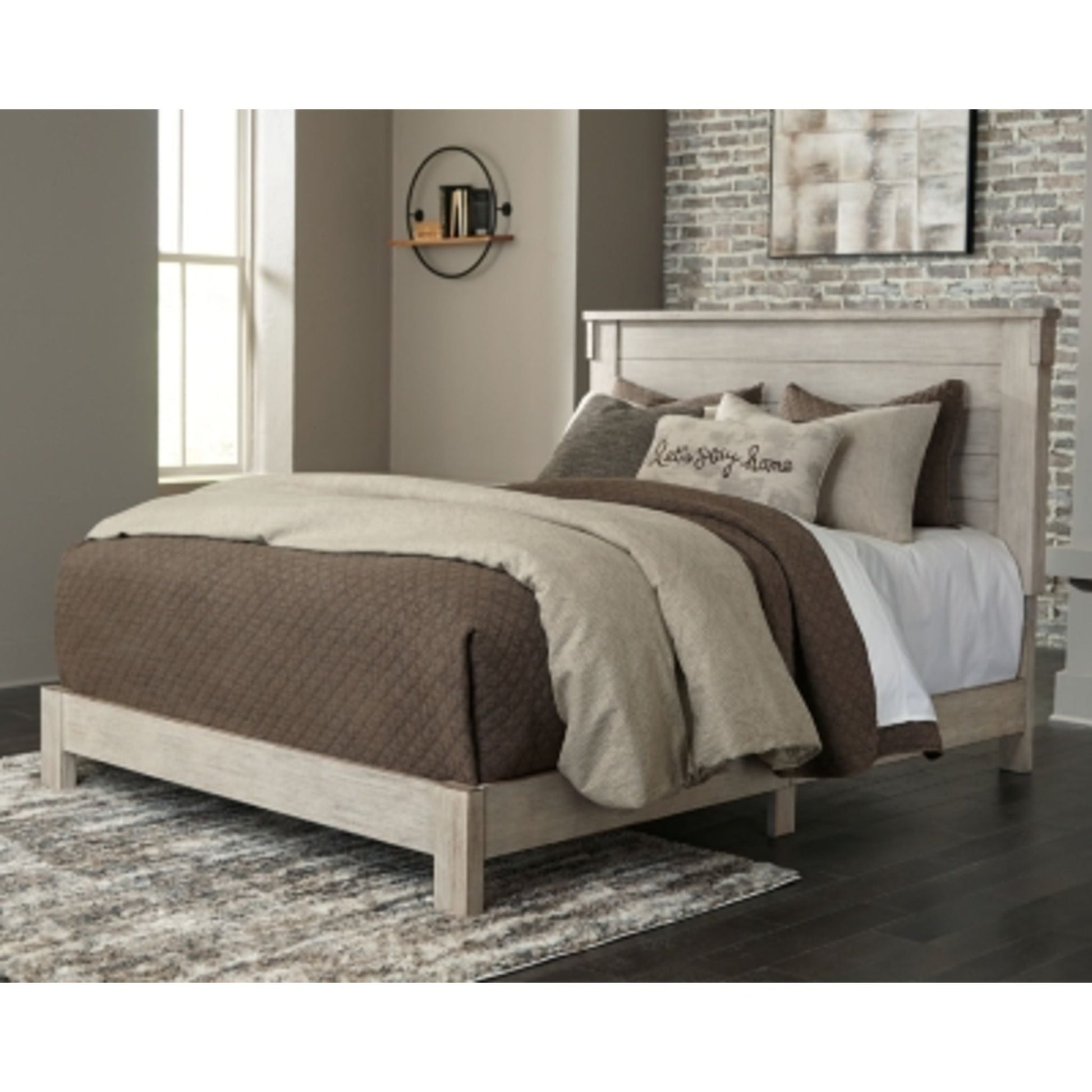 Hollentown 3 Piece Panel Bed - Whitewash