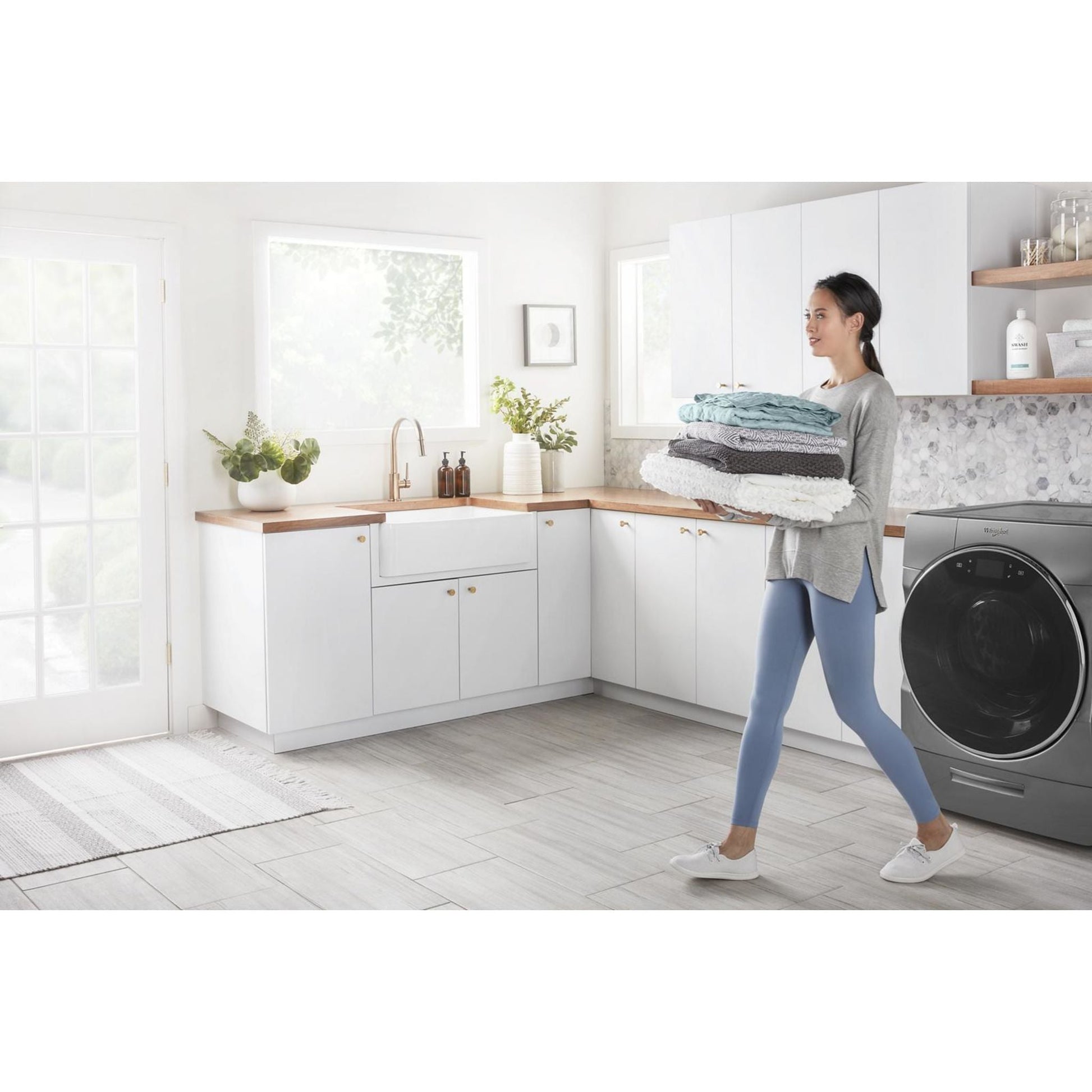 Whirlpool Front Load Washer (WFW9620HC) - Chrome Shadow