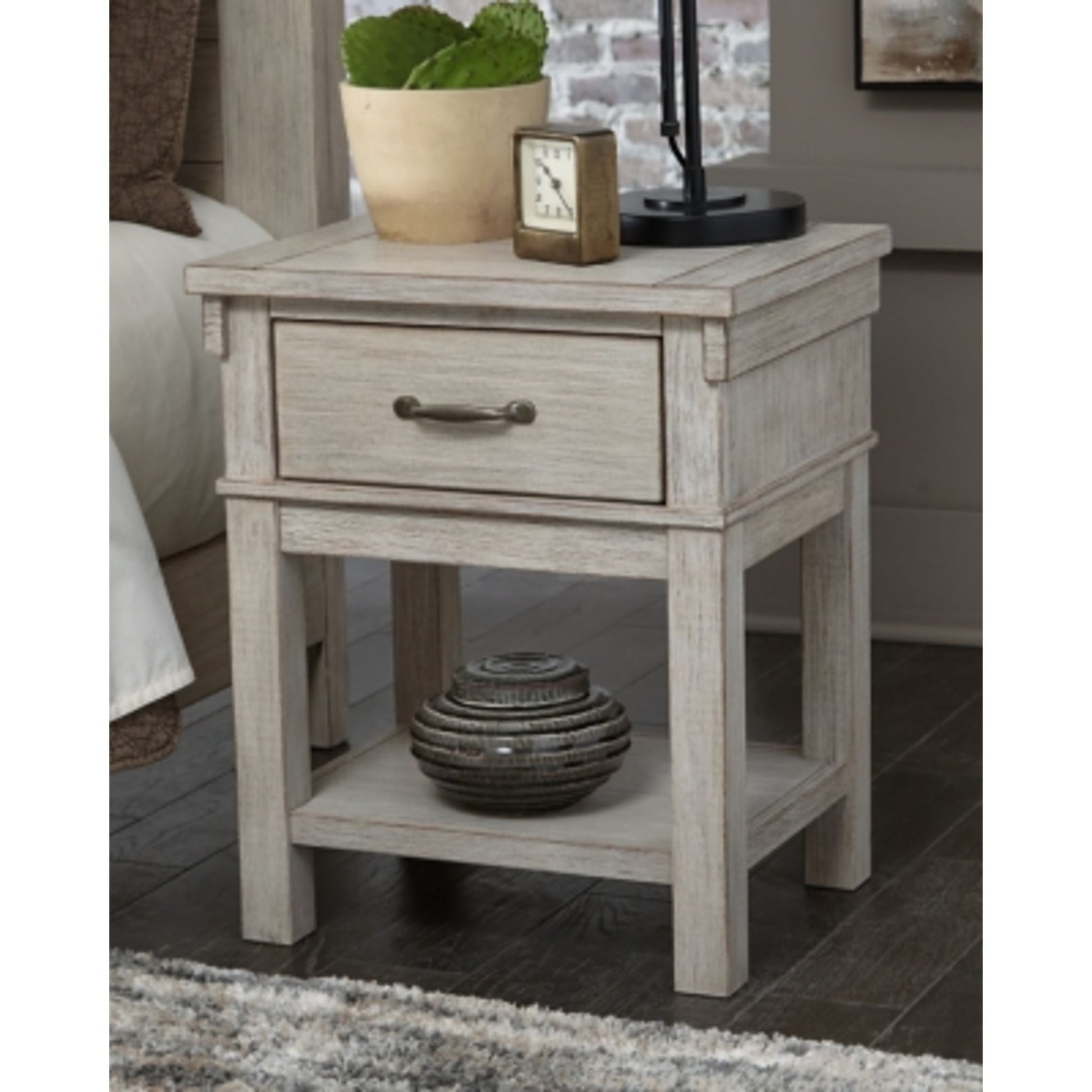 Hollentown Nightstand - Whitewash