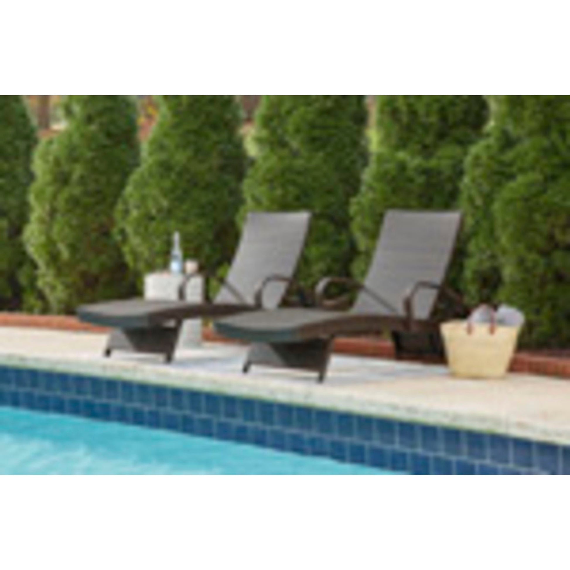 Outdoor Kantana Chaise Lounge Brown