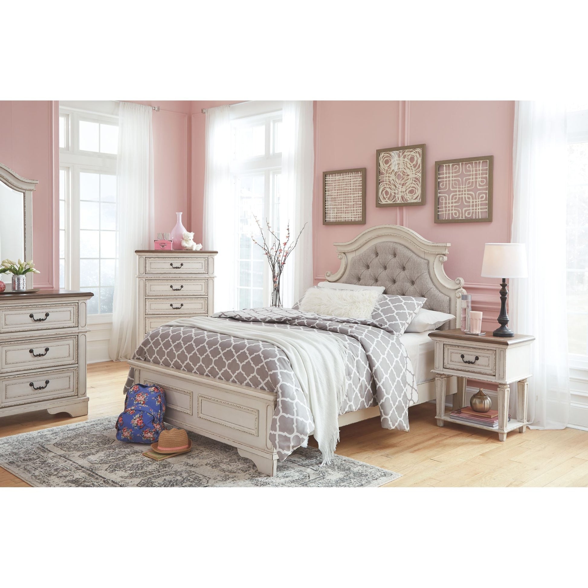 Realyn 3 Piece Full Bed - Chipped White